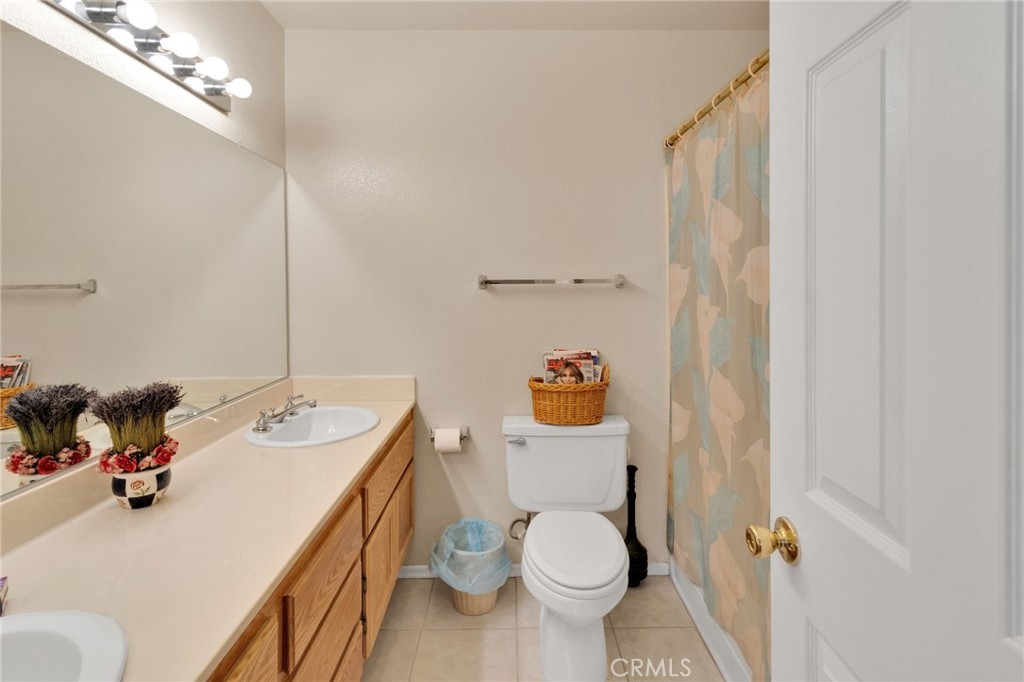 Apple Valley, California, 92308, United States, 5 Bedrooms Bedrooms, ,4 BathroomsBathrooms,Residential,For Sale,1941595