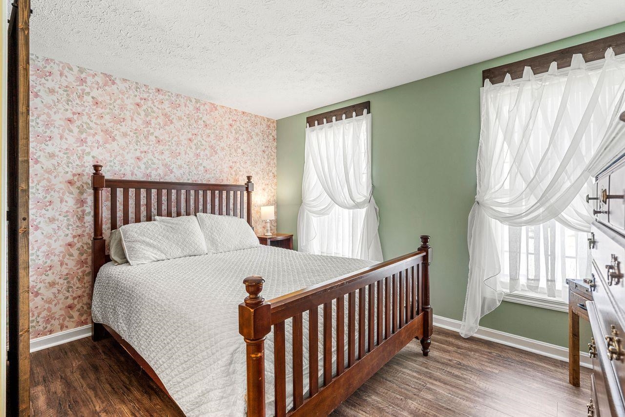 Manchester, New Hampshire, 03109, United States, 3 Bedrooms Bedrooms, ,1 BathroomBathrooms,Residential,For Sale,1906679