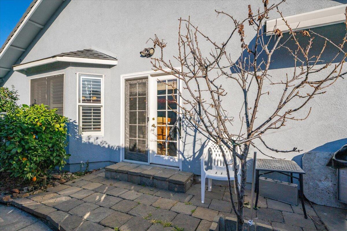 Redding, California, 96001, United States, 3 Bedrooms Bedrooms, ,2 BathroomsBathrooms,Residential,For Sale,1949690