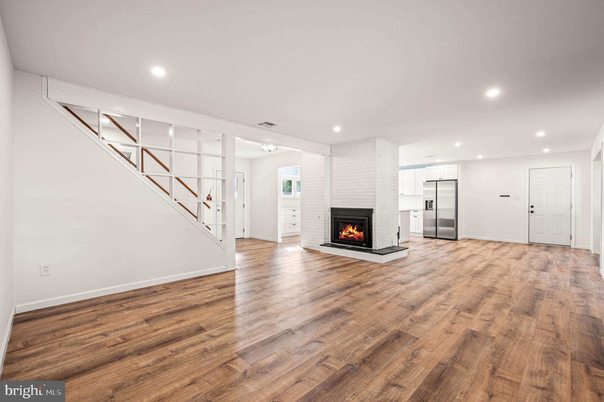 LEVITTOWN, Pennsylvania, 19056, United States, 5 Bedrooms Bedrooms, ,3 BathroomsBathrooms,Residential,For Sale,2010405