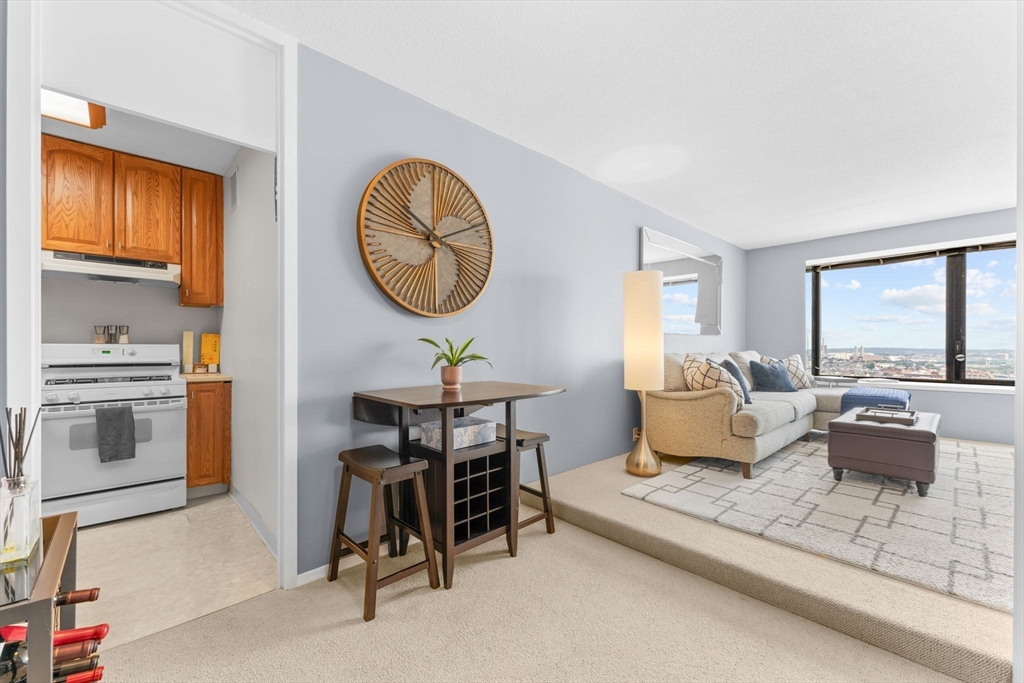 Boston, Massachusetts, 02110, United States, 1 Bedroom Bedrooms, ,1 BathroomBathrooms,Residential,For Sale,2030295