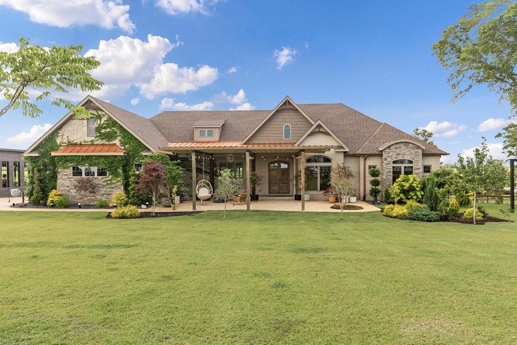 Newton, Alabama, 36352, United States, 4 Bedrooms Bedrooms, ,3 BathroomsBathrooms,Residential,For Sale,1989704