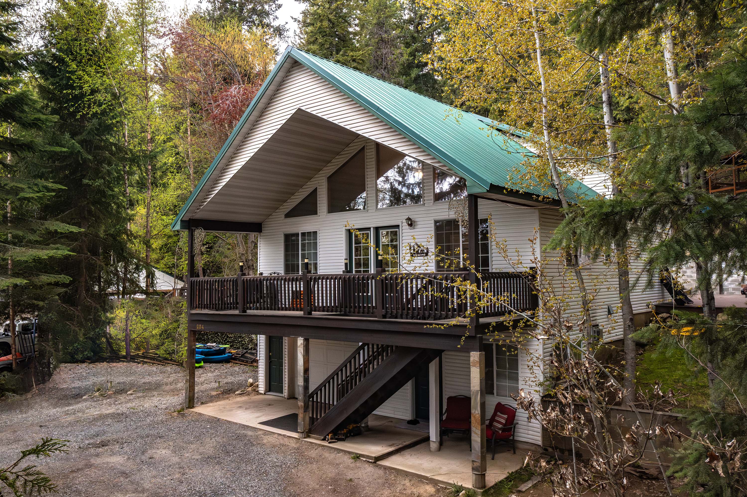 Sandpoint, Idaho, 83864, United States, 3 Bedrooms Bedrooms, ,2 BathroomsBathrooms,Residential,For Sale,1924530