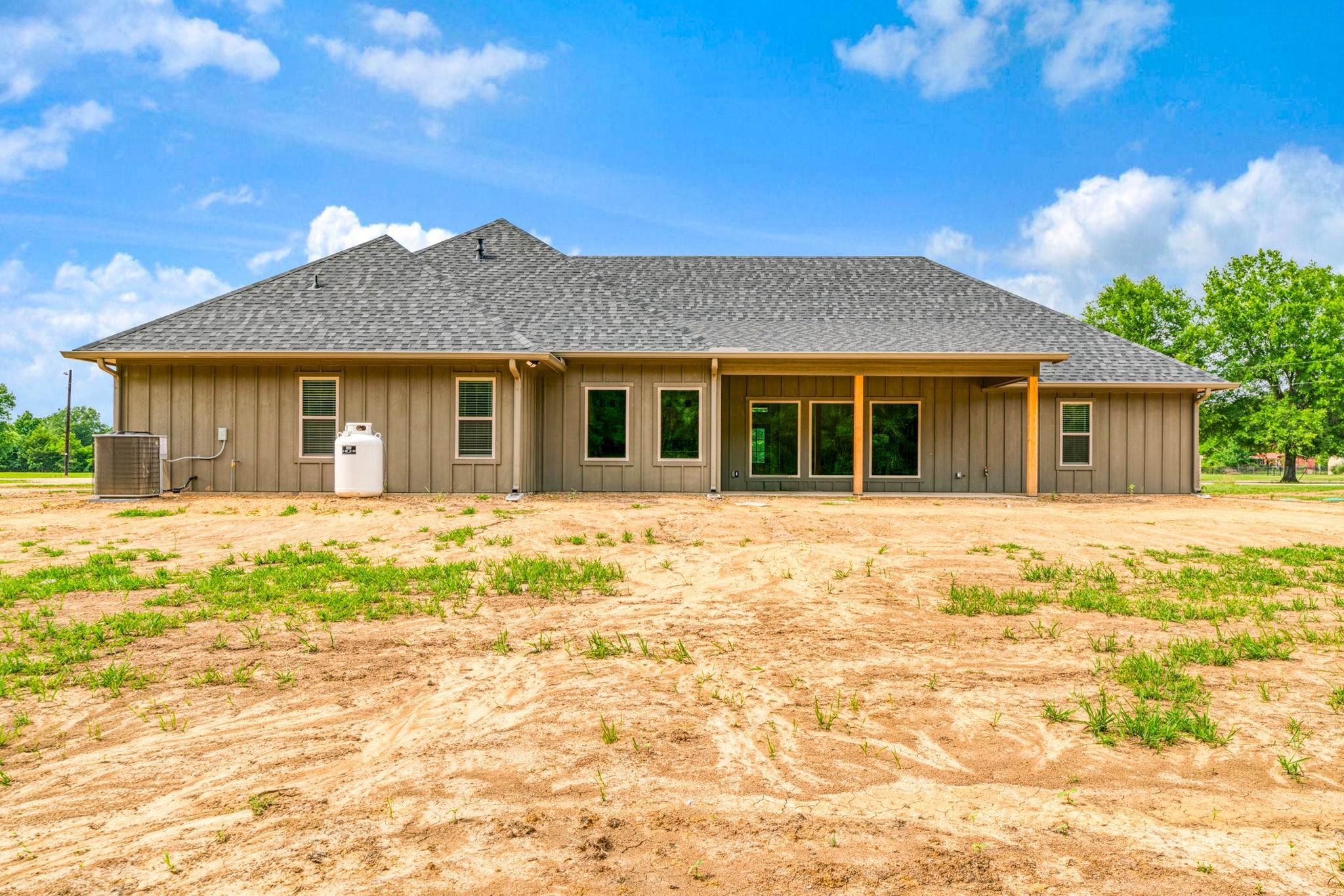 Blossom, Texas, 75416, United States, 4 Bedrooms Bedrooms, ,3 BathroomsBathrooms,Residential,For Sale,2049221