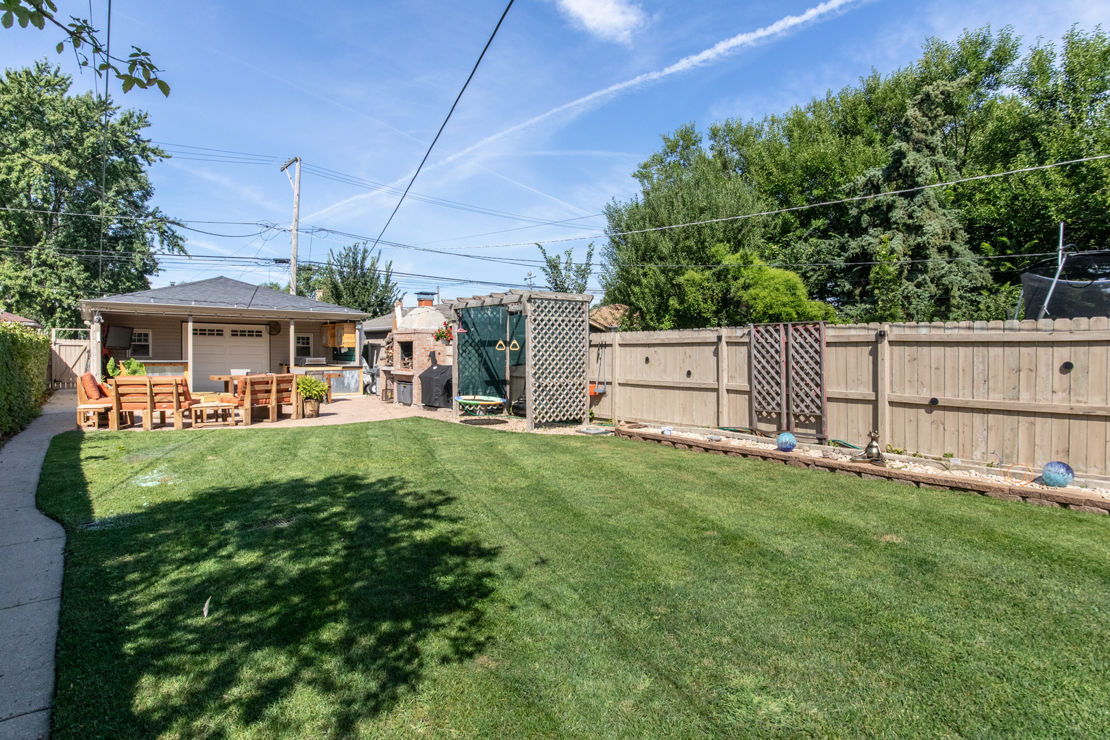 Chicago, Illinois, 60707, United States, 4 Bedrooms Bedrooms, ,2 BathroomsBathrooms,Residential,For Sale,1939861