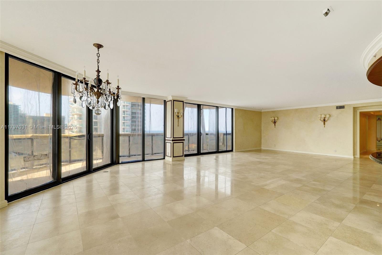Aventura, Florida, 33180, United States, 4 Bedrooms Bedrooms, ,5 BathroomsBathrooms,Residential,For Sale,1796989