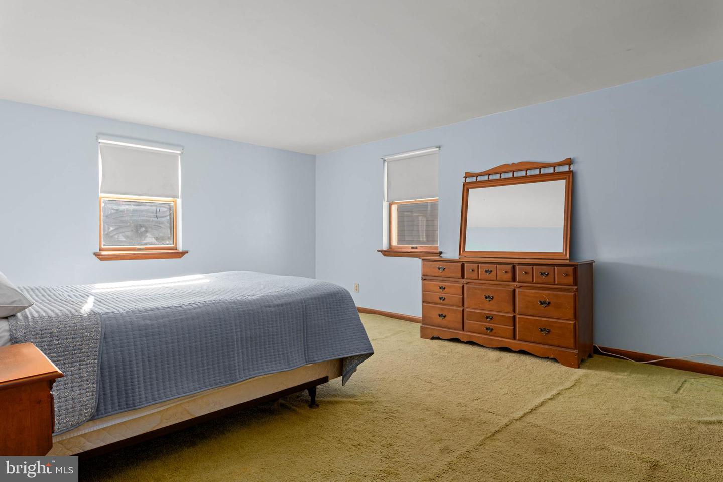 Conshohocken, Pennsylvania, 19428, United States, 4 Bedrooms Bedrooms, ,3 BathroomsBathrooms,Residential,For Sale,2003436