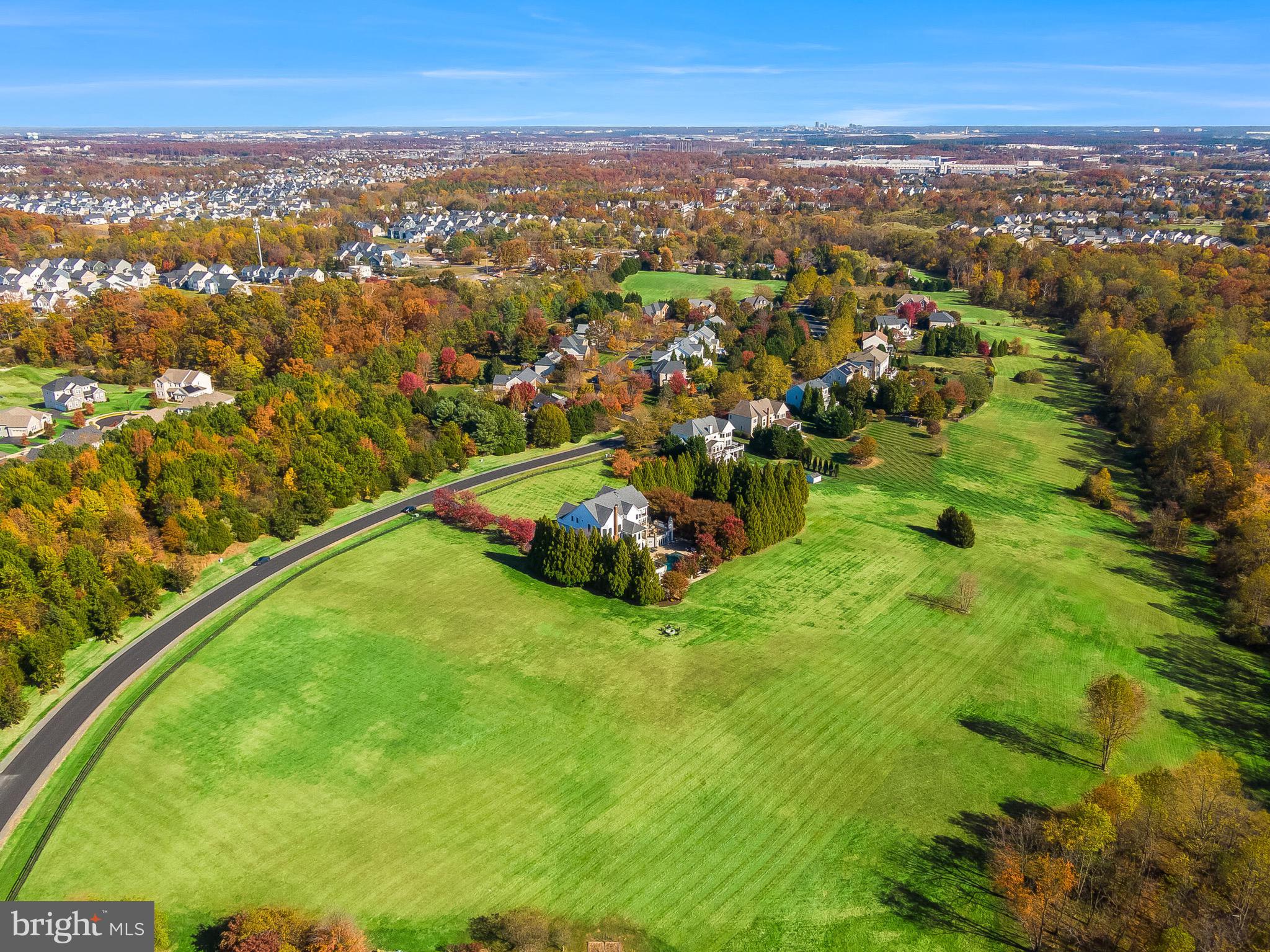 Aldie, Virginia, 20105, United States, 5 Bedrooms Bedrooms, ,7 BathroomsBathrooms,Residential,For Sale,1980828