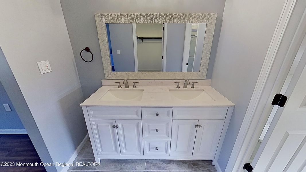 Bayville, New Jersey, 08721, United States, 4 Bedrooms Bedrooms, ,3 BathroomsBathrooms,Residential,For Sale,1879854