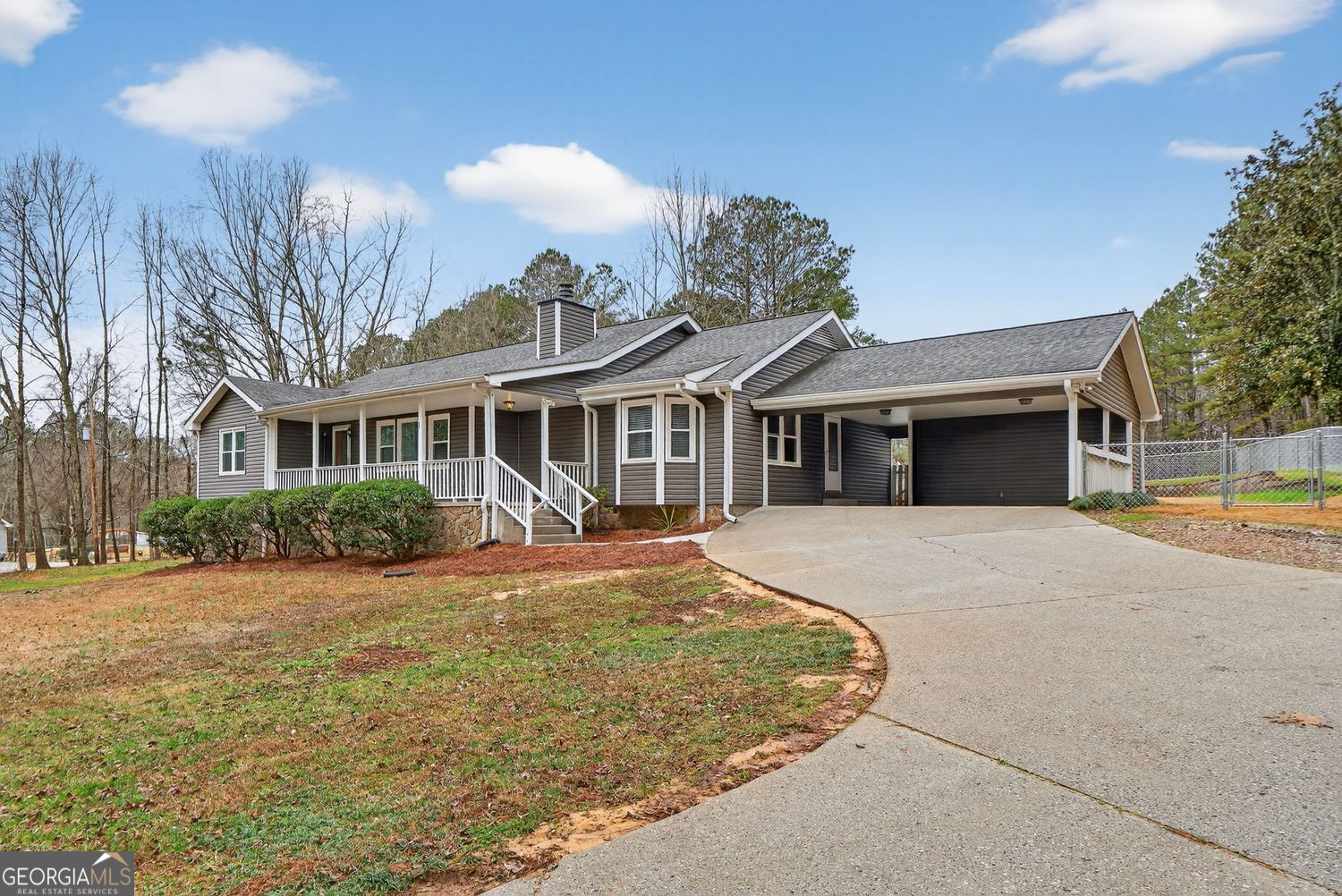 Fayetteville, Georgia, 30215, United States, 4 Bedrooms Bedrooms, ,2 BathroomsBathrooms,Residential,For Sale,2013140