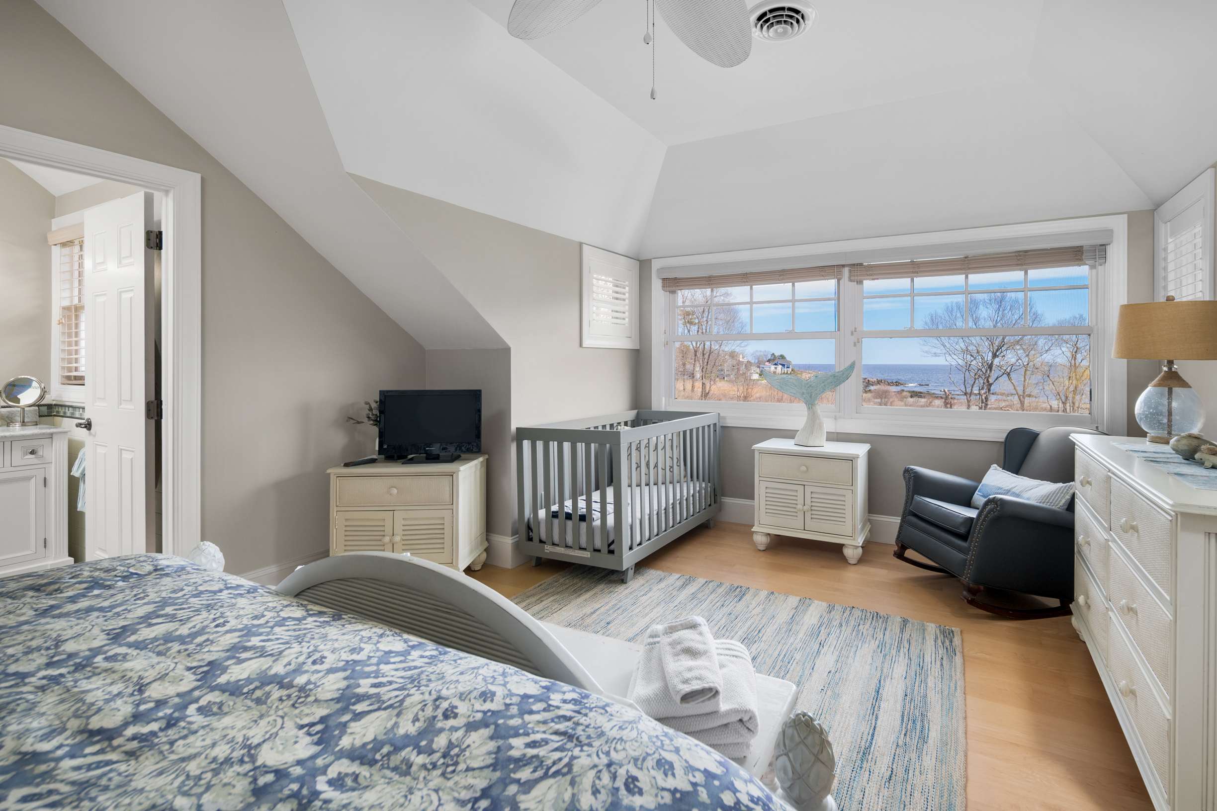  Elegant Estate Overlooking the Atlantic in Cape Neddick - 物件實景