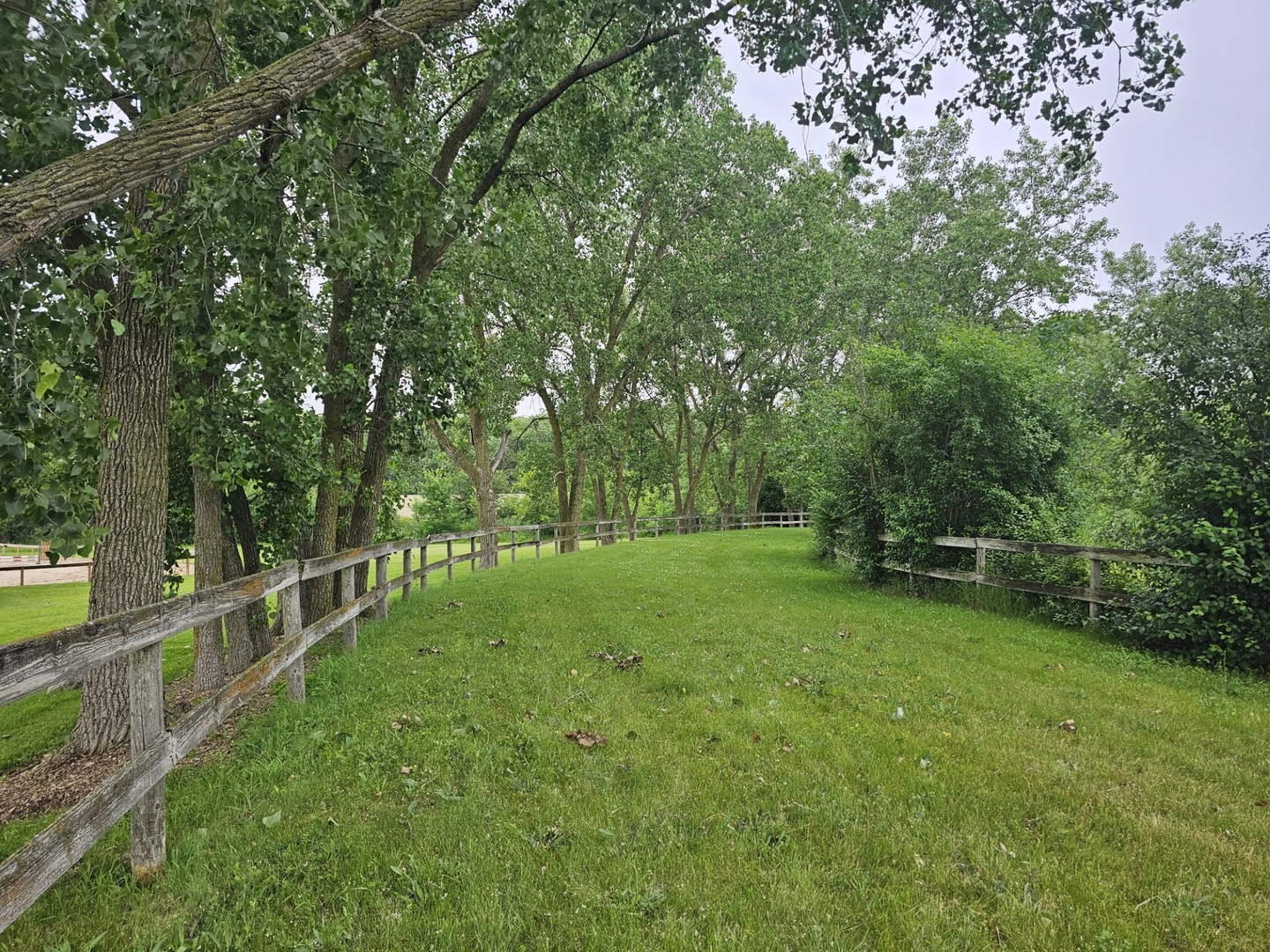 Green Oaks, Illinois, 60048, United States, ,Land,For Sale,1980165