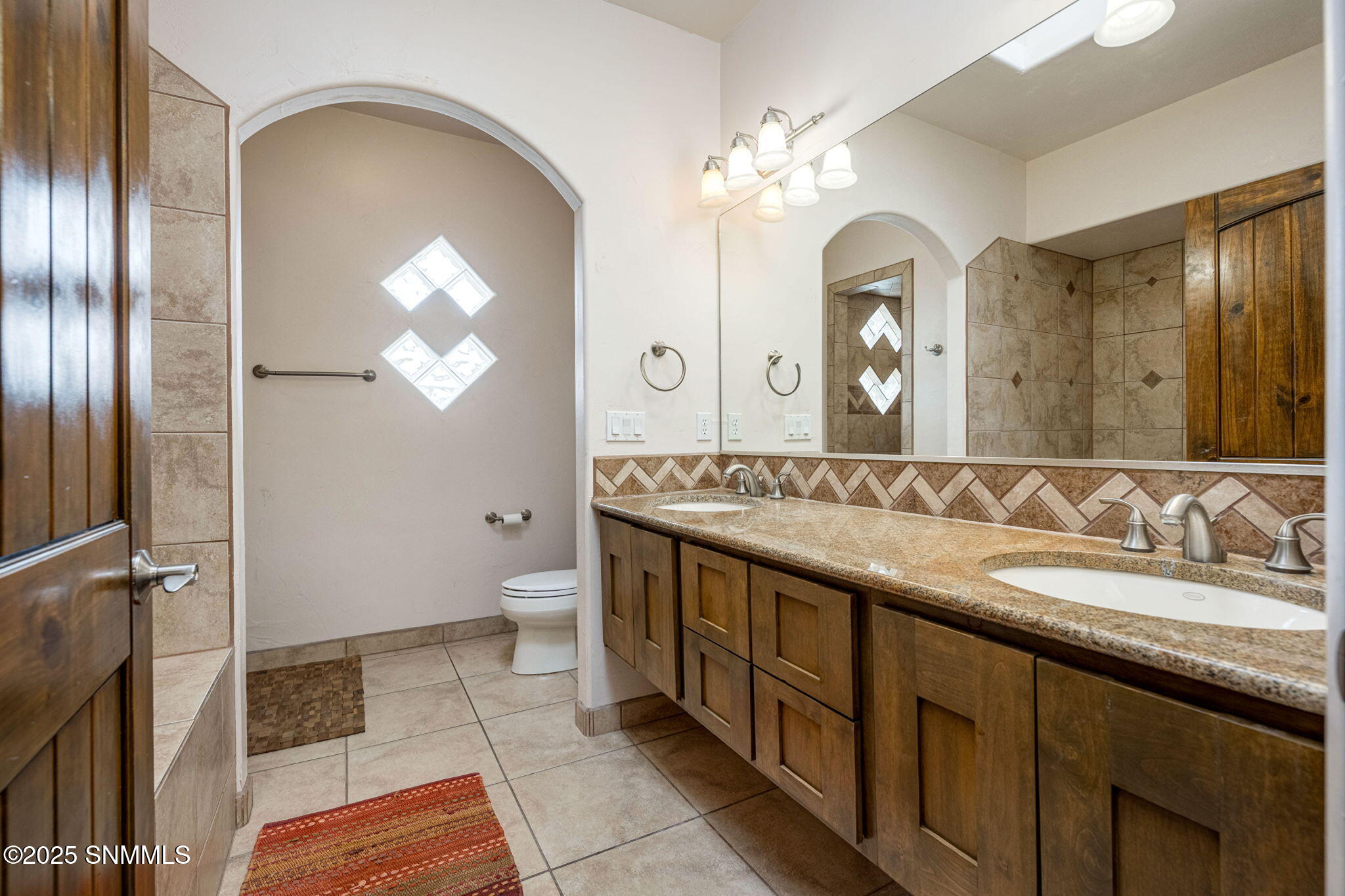 Las Cruces, New Mexico, 88011, United States, 4 Bedrooms Bedrooms, ,3 BathroomsBathrooms,Residential,For Sale,1777024