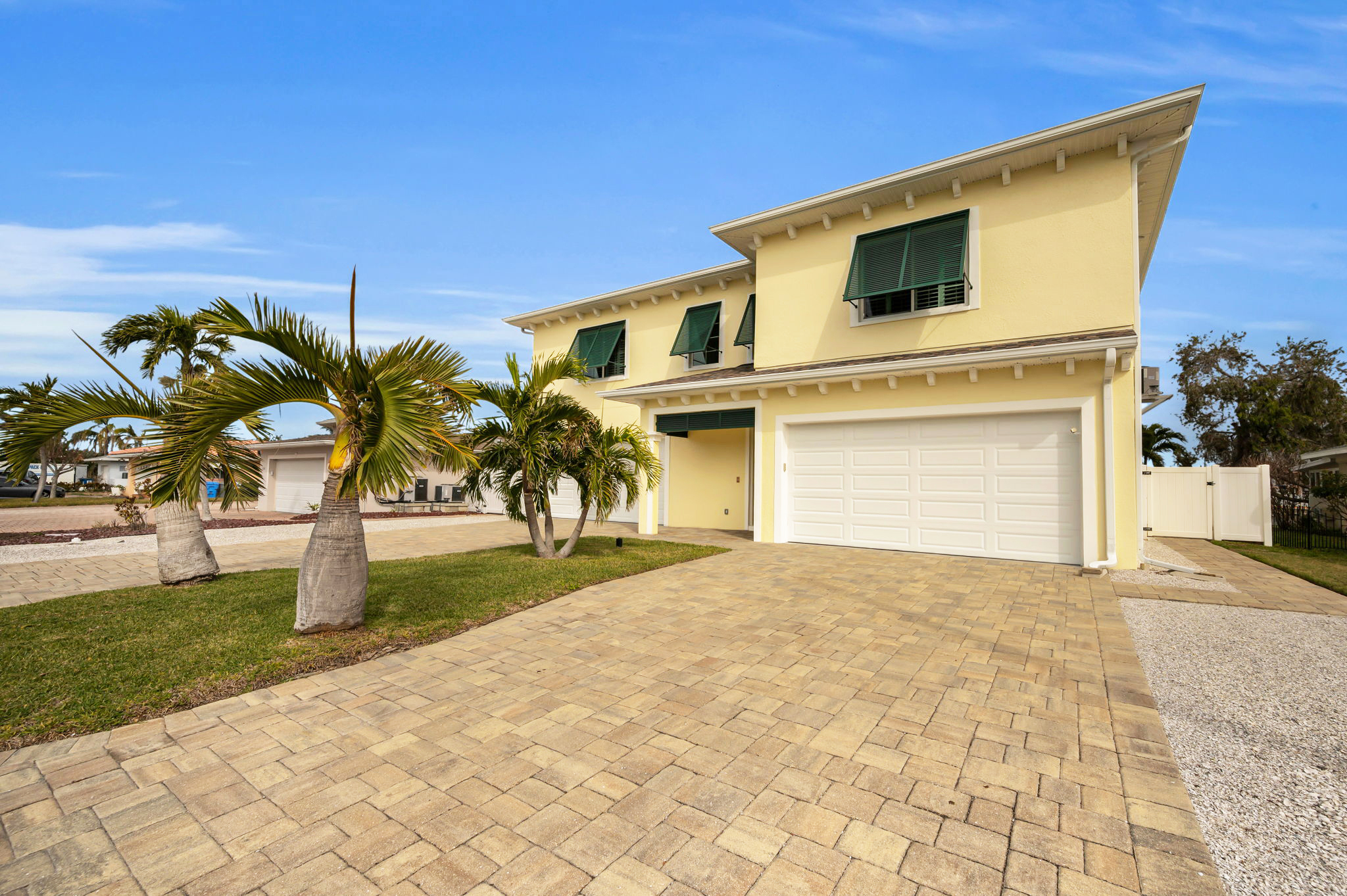 Treasure Island, Florida, 33706, United States, 3 Bedrooms Bedrooms, ,3 BathroomsBathrooms,Residential,For Sale,1974572