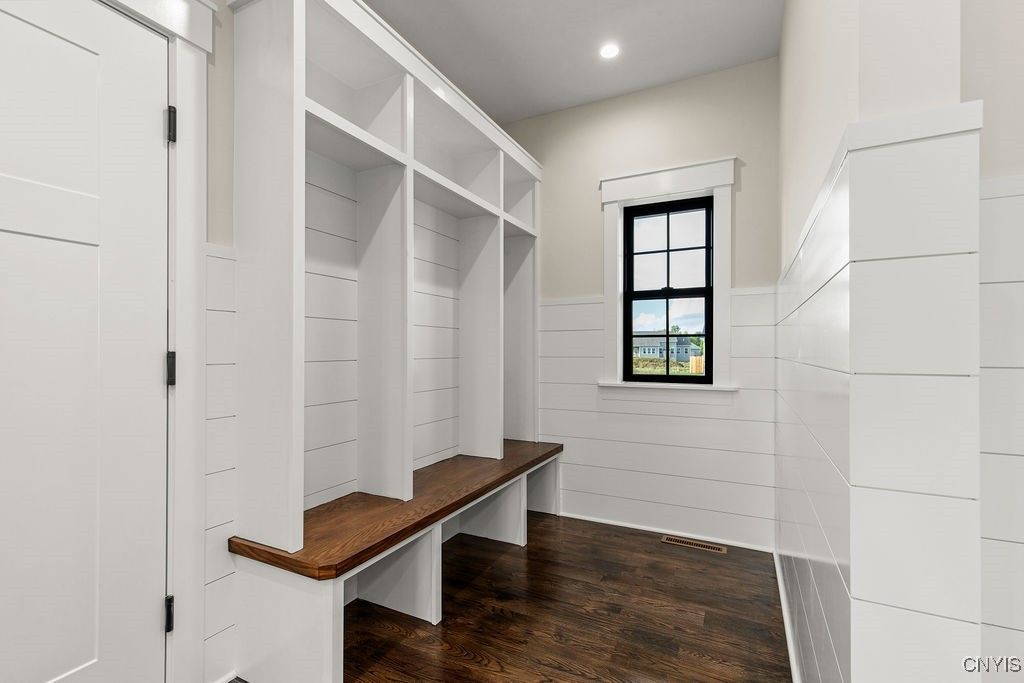 Baldwinsville, New York, 13027, United States, 4 Bedrooms Bedrooms, ,3 BathroomsBathrooms,Residential,For Sale,1991108