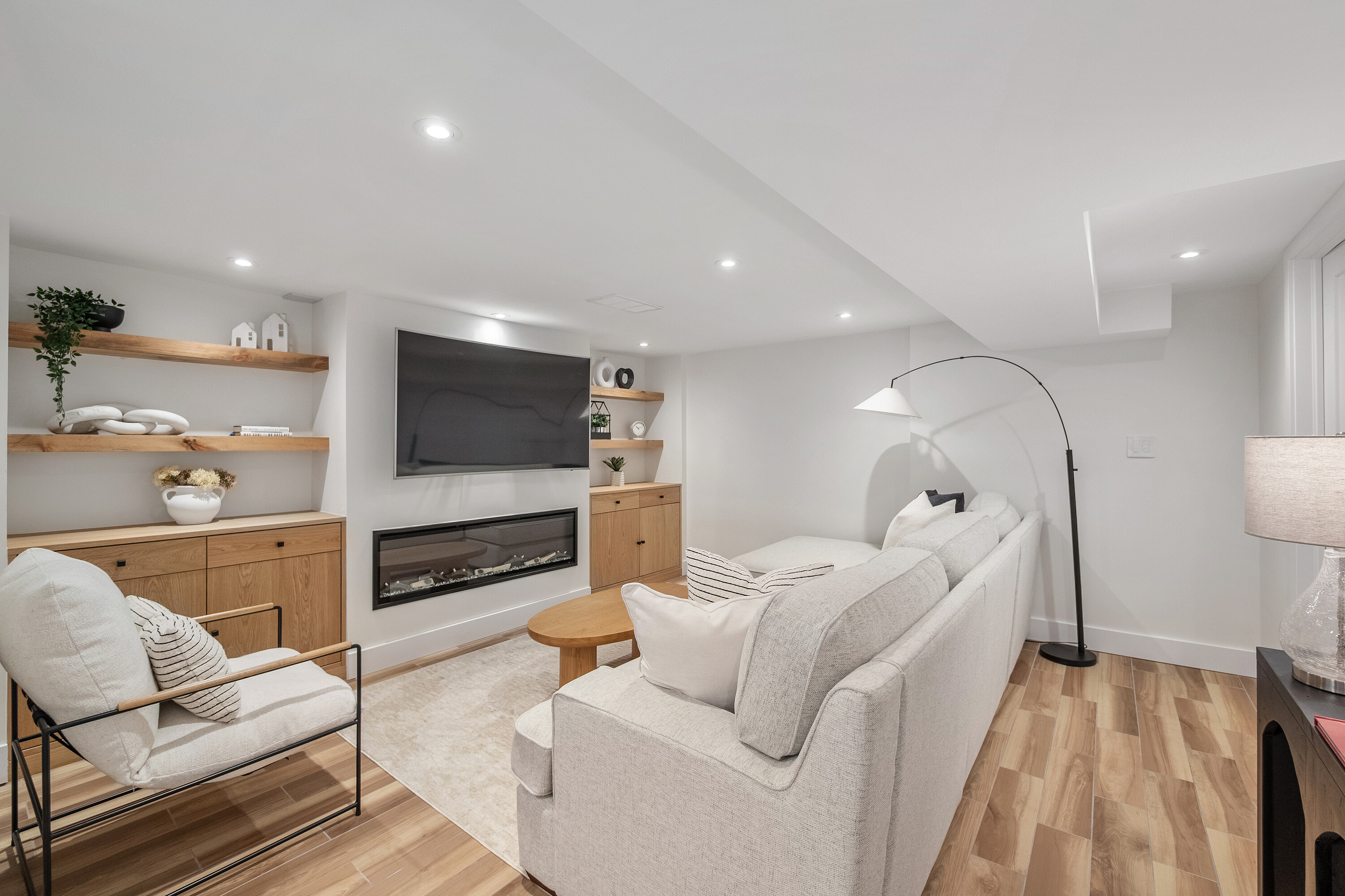  Exceptional Eringate Home - 物件實景