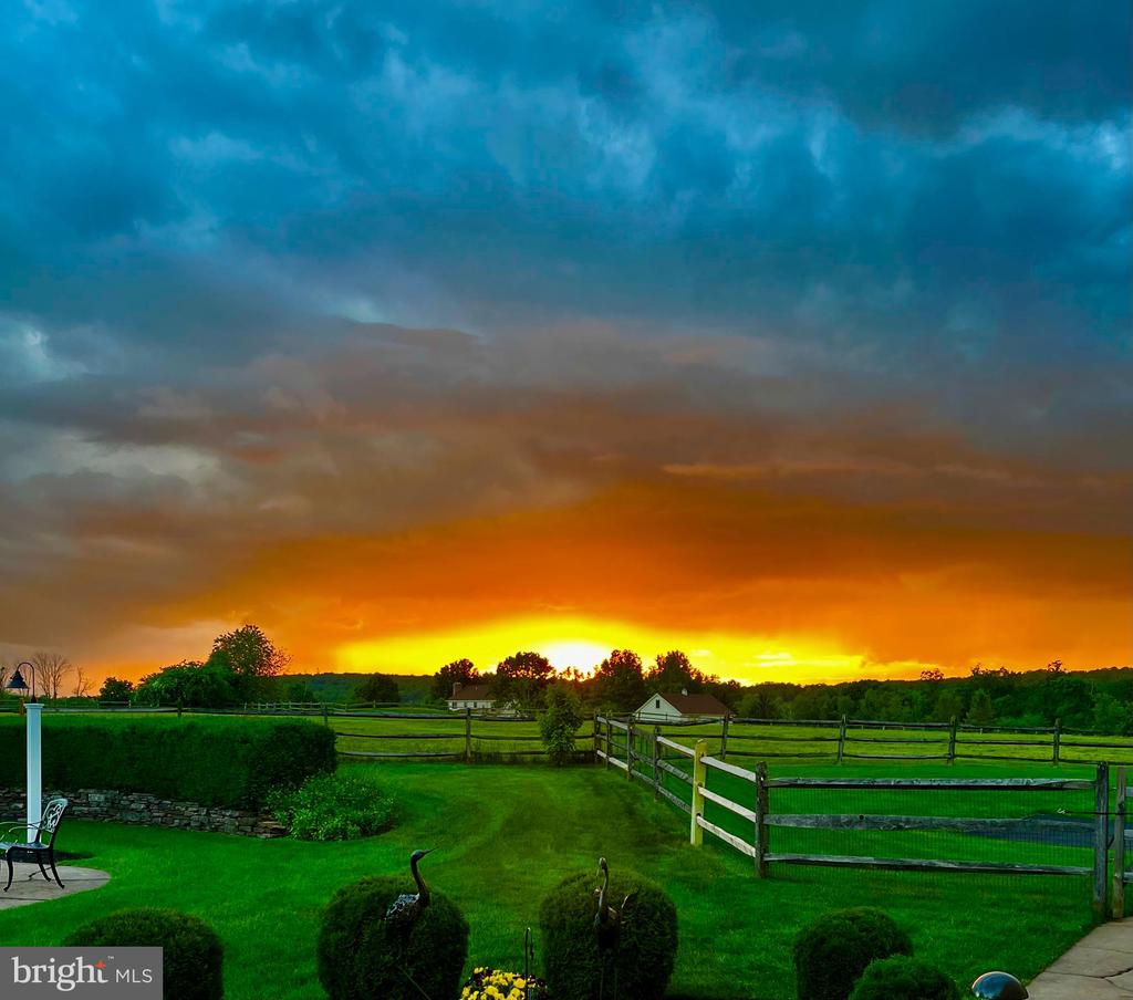 New Hope, Pennsylvania, 18938, United States, 4 Bedrooms Bedrooms, ,4 BathroomsBathrooms,Residential,For Sale,2003111