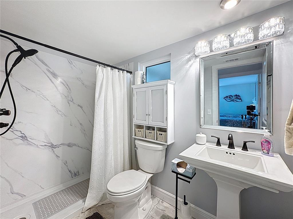 Venice, Florida, 34285, United States, 2 Bedrooms Bedrooms, ,2 BathroomsBathrooms,Residential,For Sale,1999617