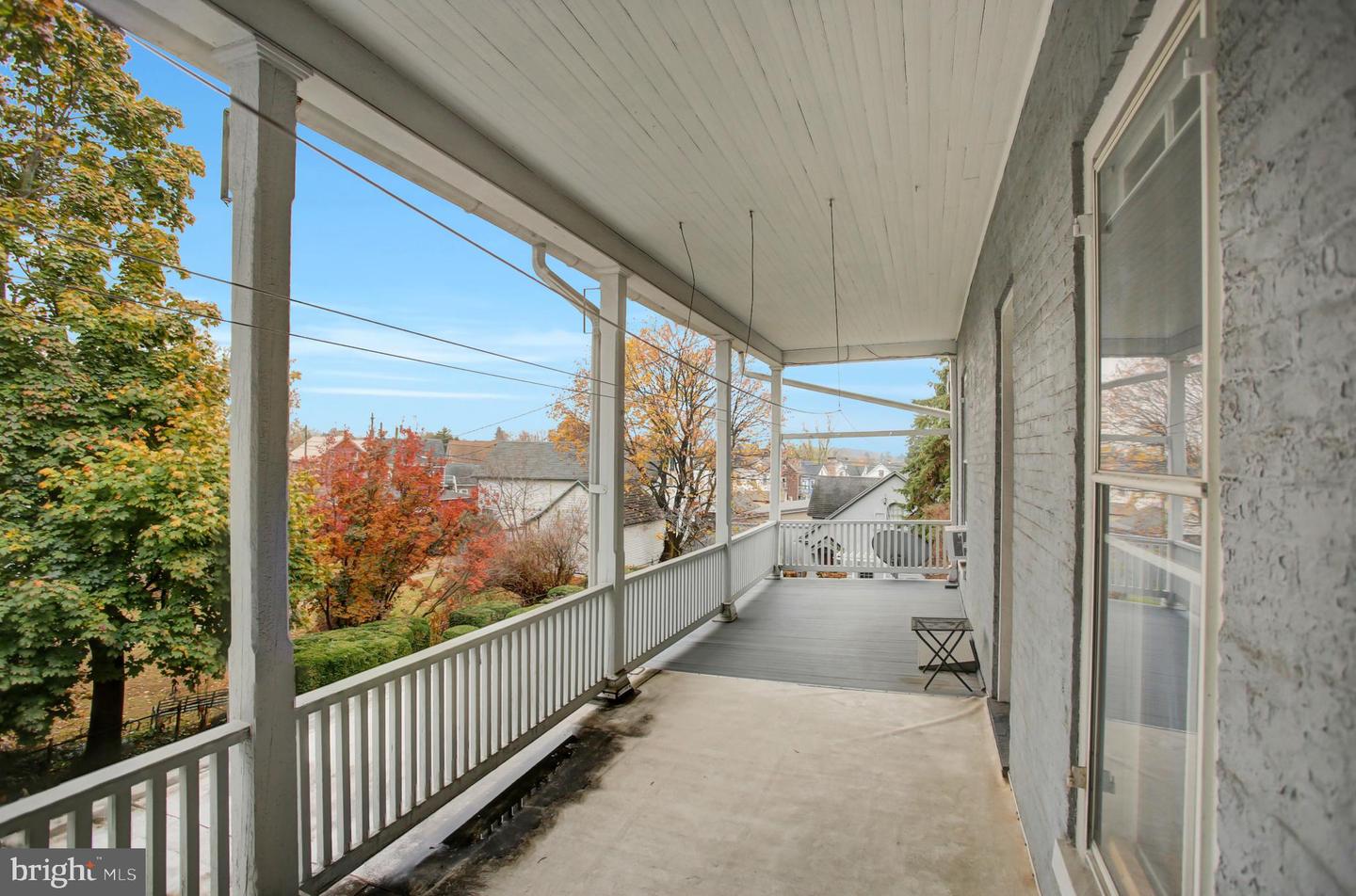 144 W Main Street, Waynesboro, Pennsylvania, 17268, United States, 7 Bedrooms Bedrooms, ,4 BathroomsBathrooms,Residential,For Sale,144 W Main Street,1662574