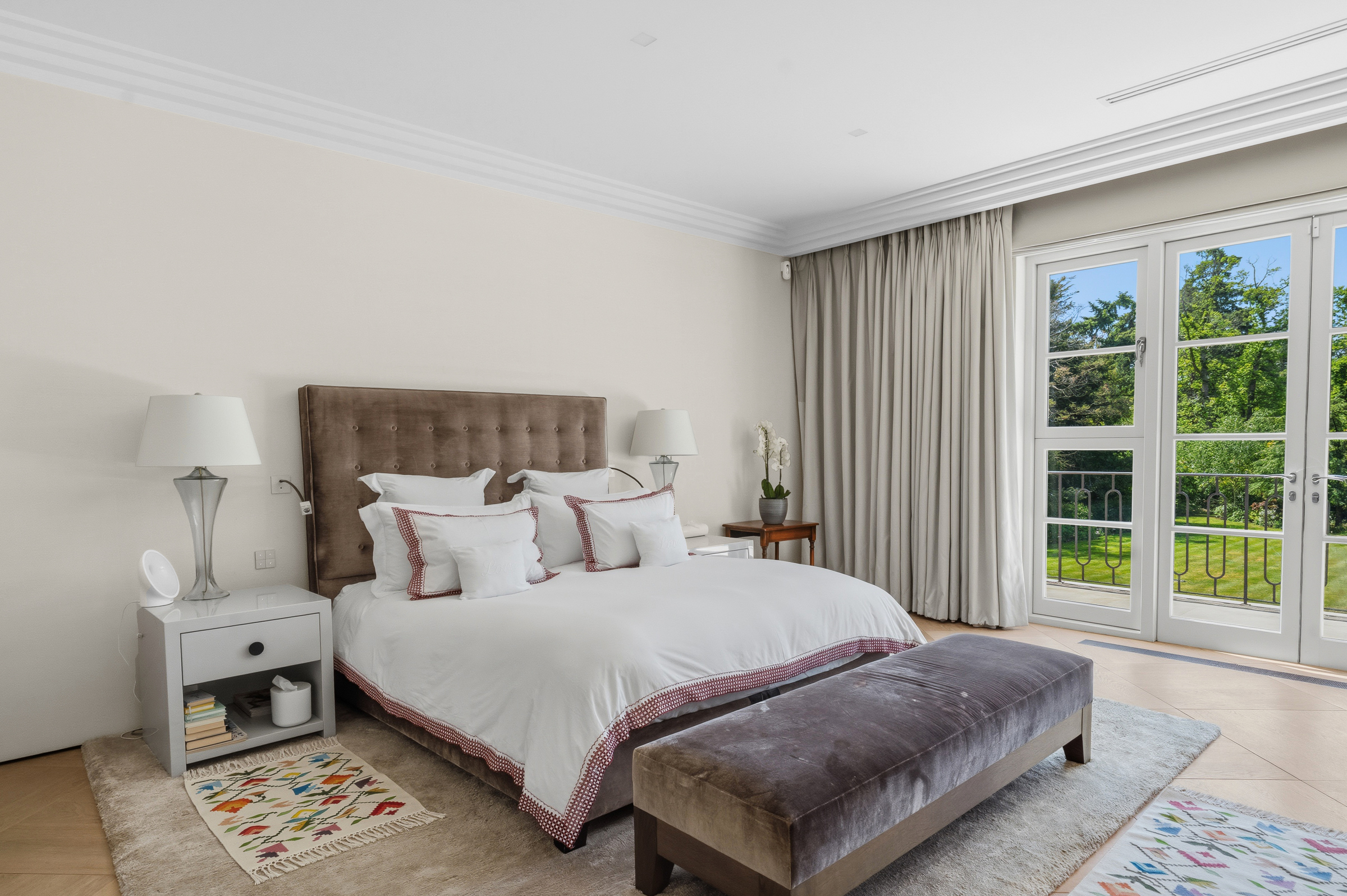  Grand Proportions and Private Gardens on the Wentworth Estate - 物件實景