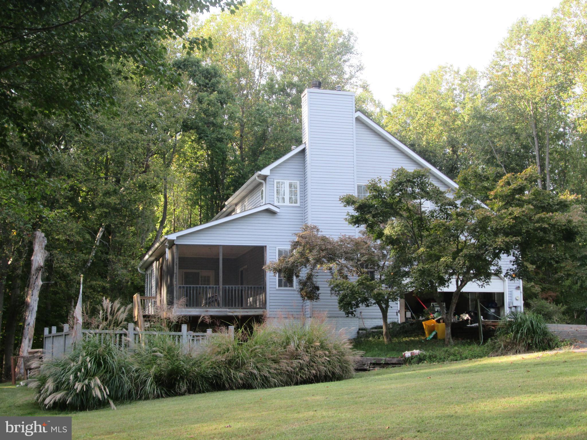 Upper Marlboro, Maryland, 20772, United States, 4 Bedrooms Bedrooms, ,4 BathroomsBathrooms,Residential,For Sale,1974820