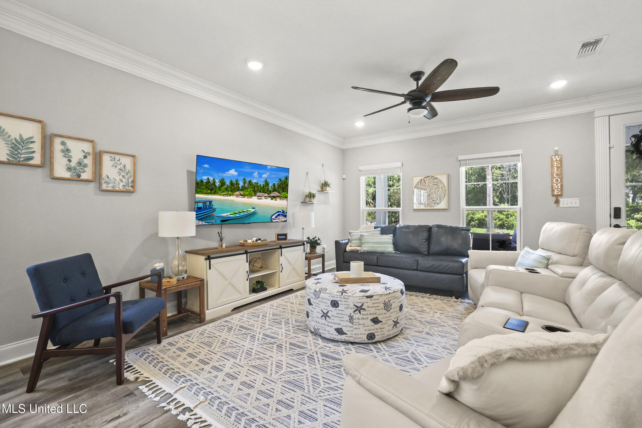 Biloxi, Mississippi, 39531, United States, 3 Bedrooms Bedrooms, ,3 BathroomsBathrooms,Residential,For Sale,1906978