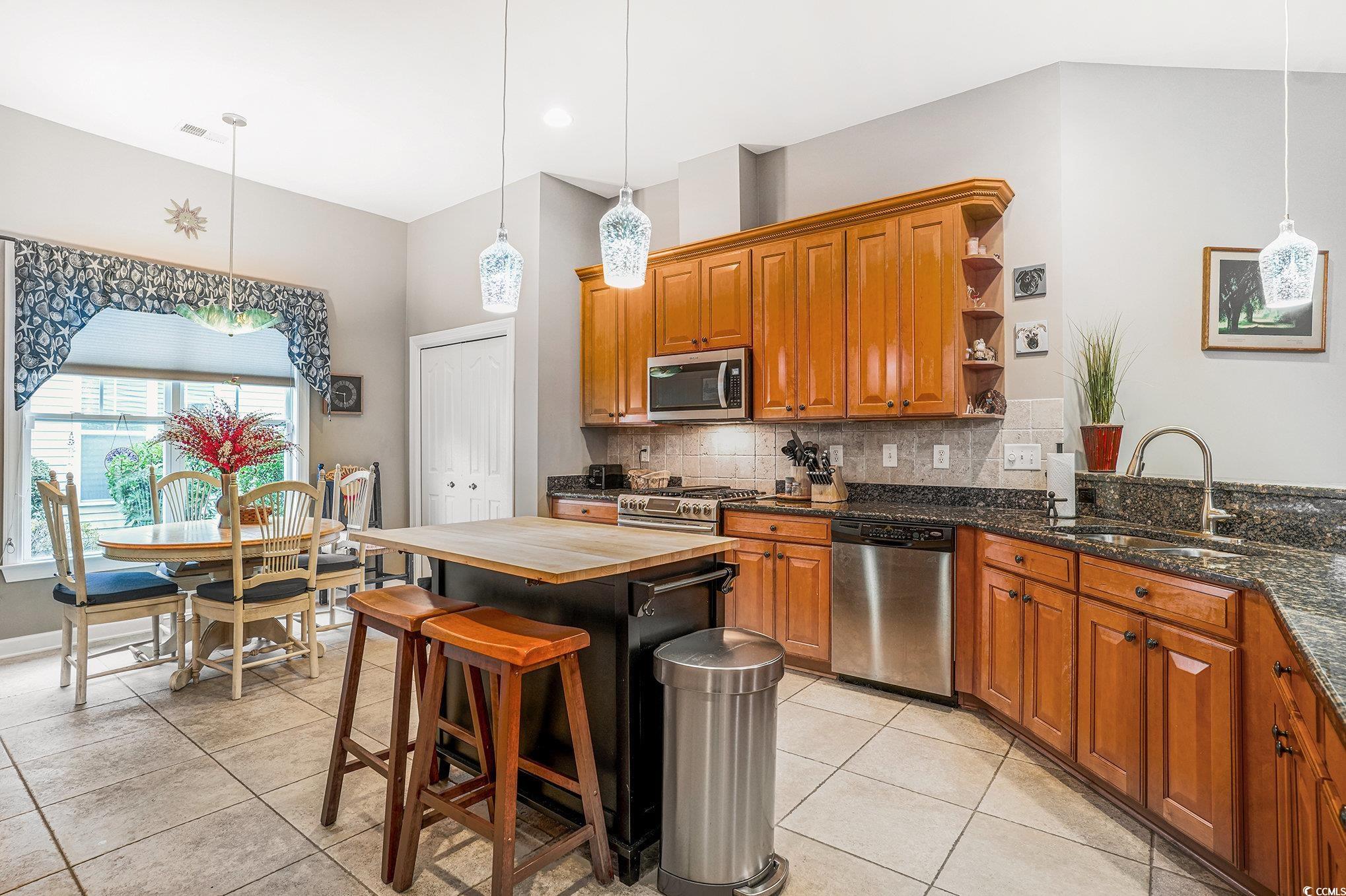 Murrells Inlet, South Carolina, 29576, United States, 4 Bedrooms Bedrooms, ,4 BathroomsBathrooms,Residential,For Sale,2005999