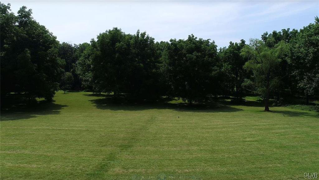 Whitehall Twp, Pennsylvania, 18052, United States, 6 Bedrooms Bedrooms, ,4 BathroomsBathrooms,Residential,For Sale,1931733