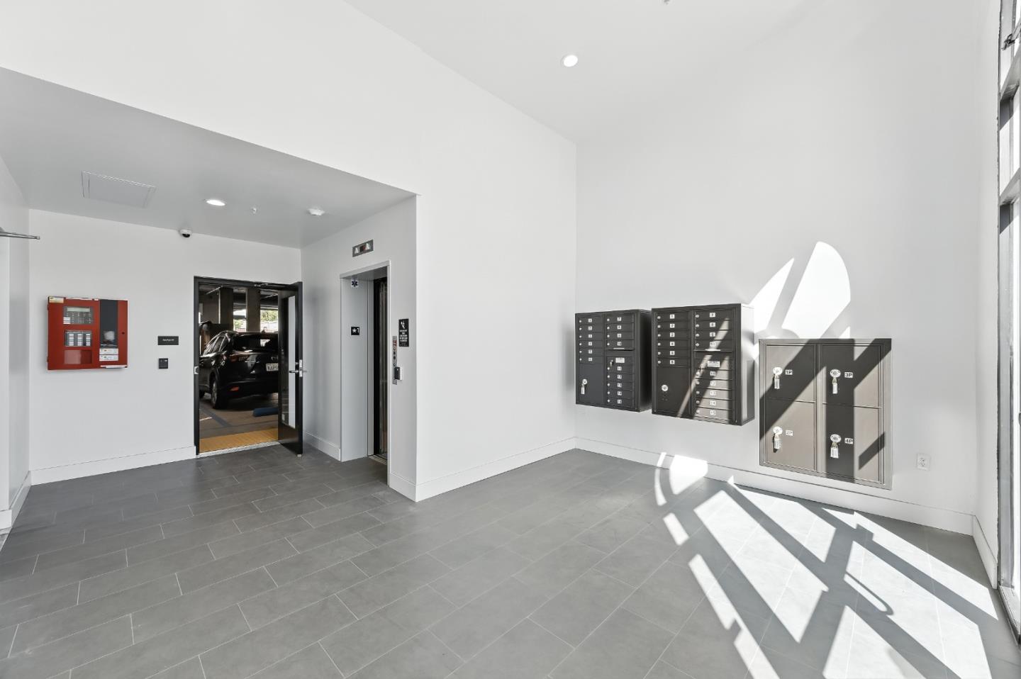 San Carlos, California, 94070, United States, 2 Bedrooms Bedrooms, ,3 BathroomsBathrooms,Residential,For Sale,2002922