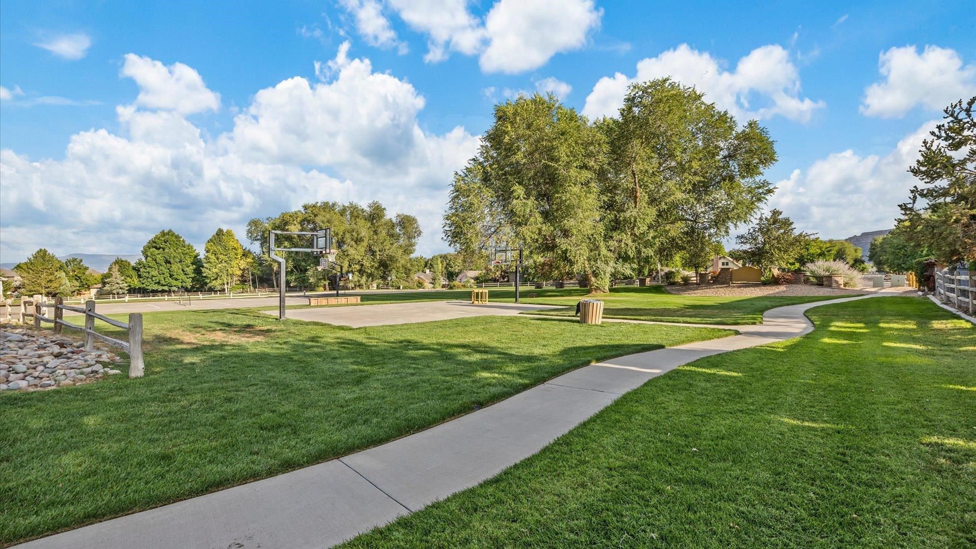 Grand Junction, Colorado, 81507, United States, 3 Bedrooms Bedrooms, ,2 BathroomsBathrooms,Residential,For Sale,1940996