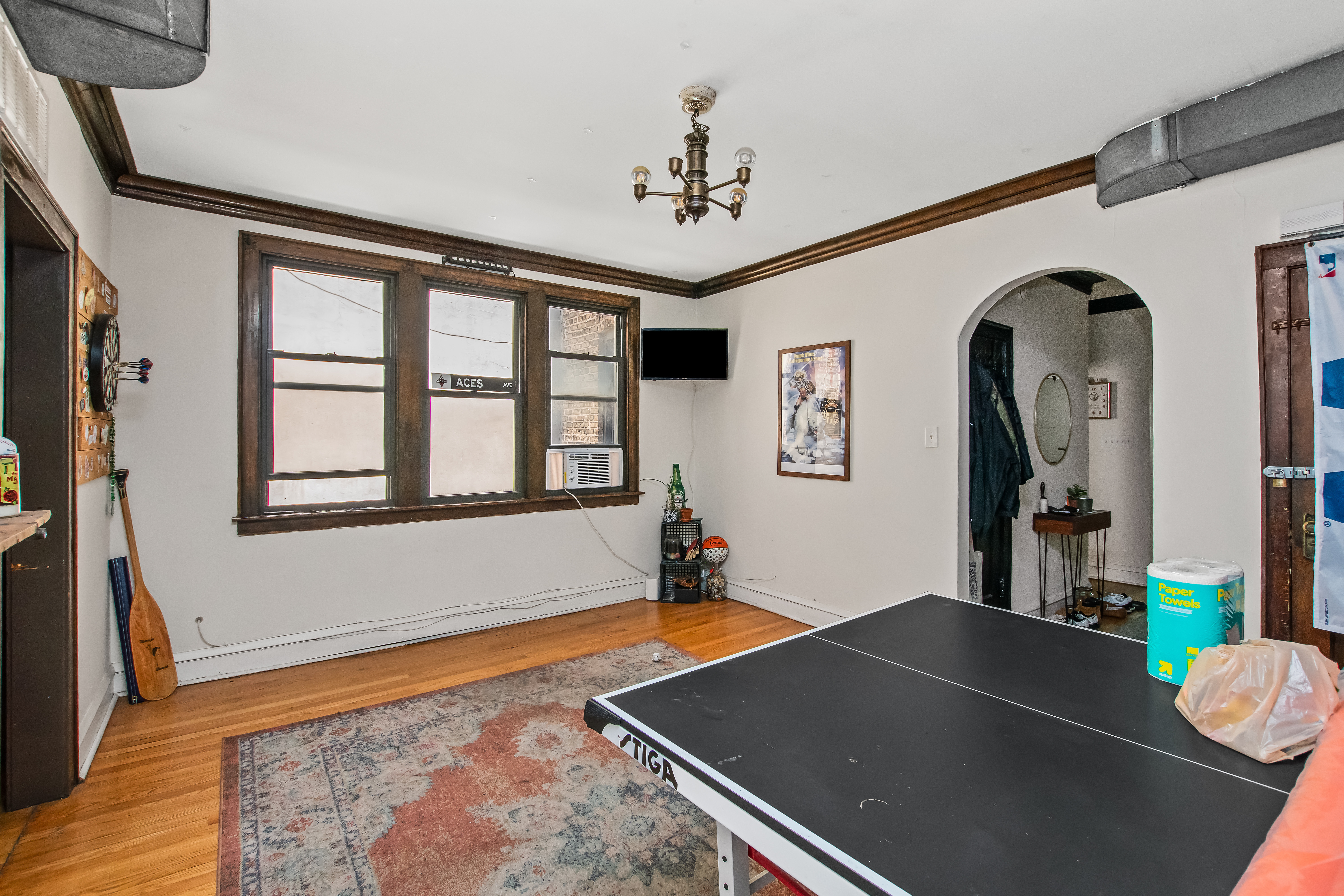  Rare Mixed-use Investment Opportunity in the Heart of Lakeview - 物件實景