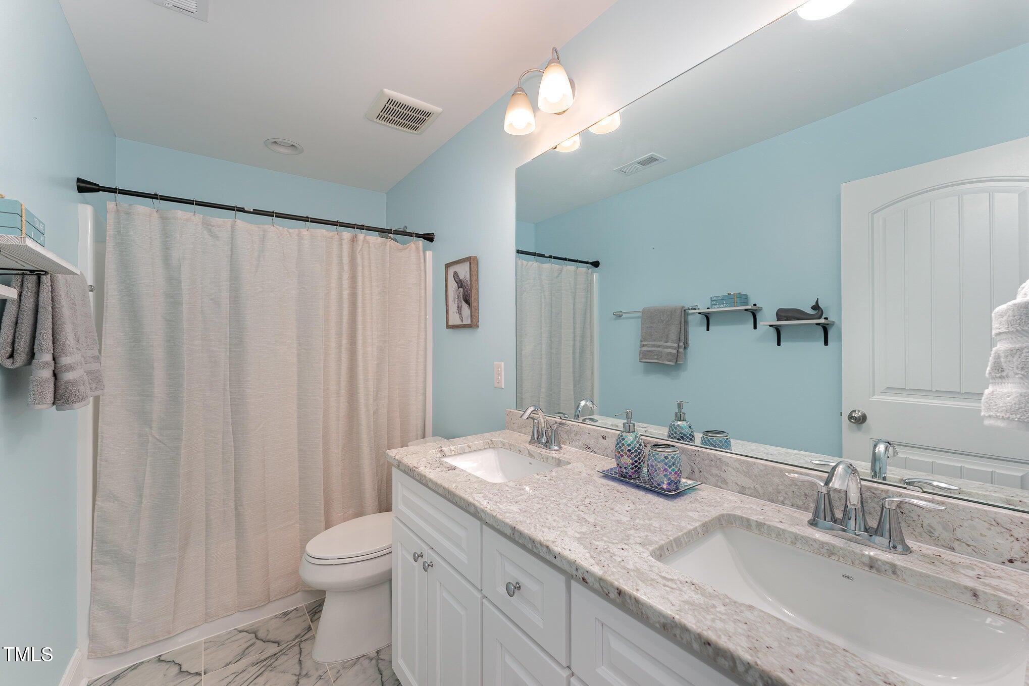 Fuquay Varina, North Carolina, 27526, United States, 5 Bedrooms Bedrooms, ,4 BathroomsBathrooms,Residential,For Sale,1792772