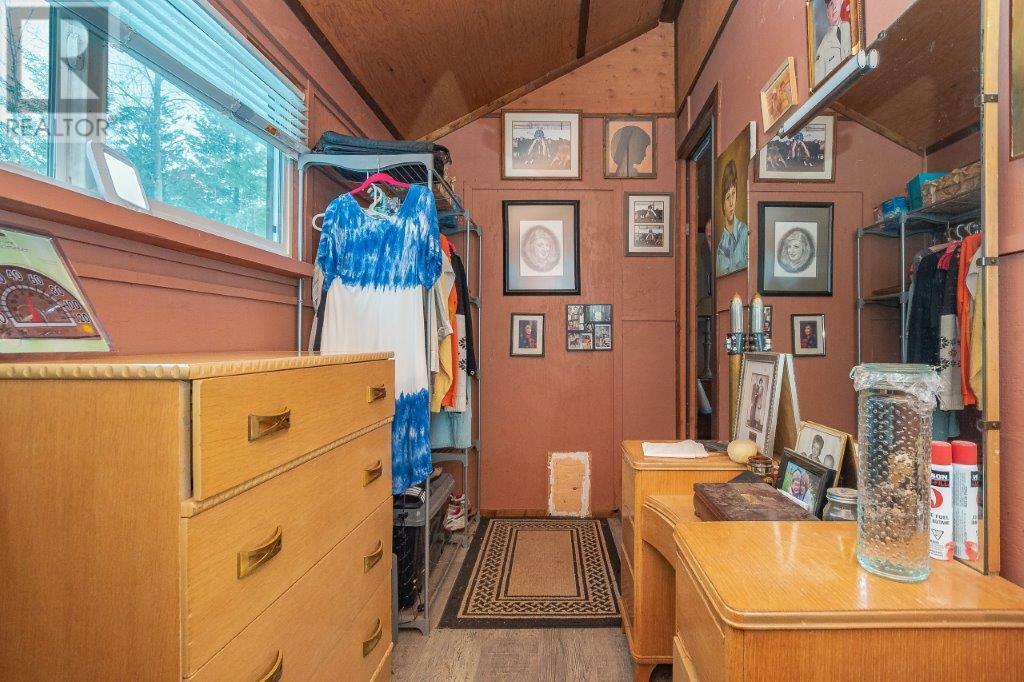 MALAKWA, British Columbia, V0E 2J0, CA, 2 Bedrooms Bedrooms, ,Residential,For Sale,1839032