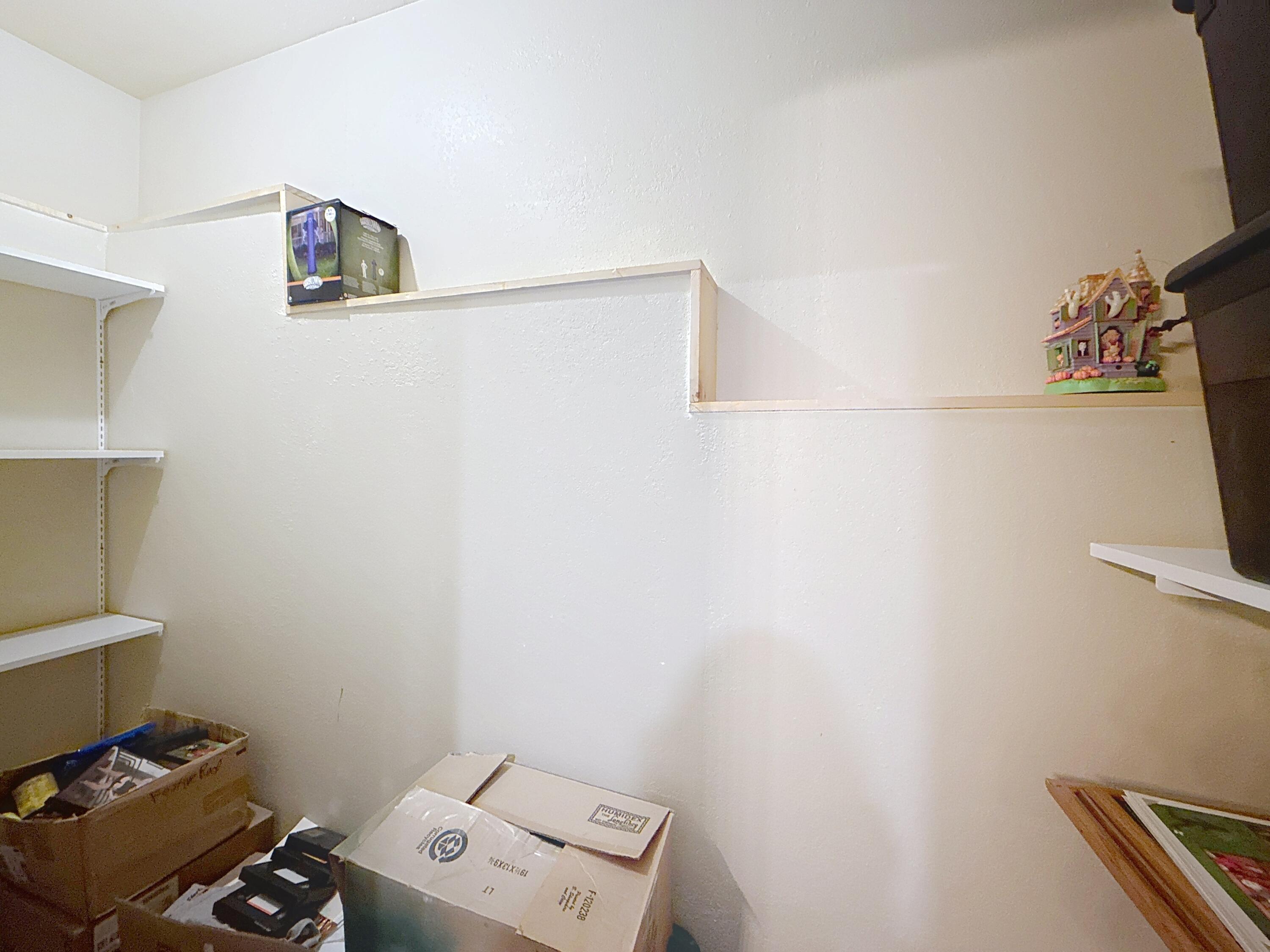 Buffalo, Wyoming, 82834, United States, 5 Bedrooms Bedrooms, ,3 BathroomsBathrooms,Residential,For Sale,2016327