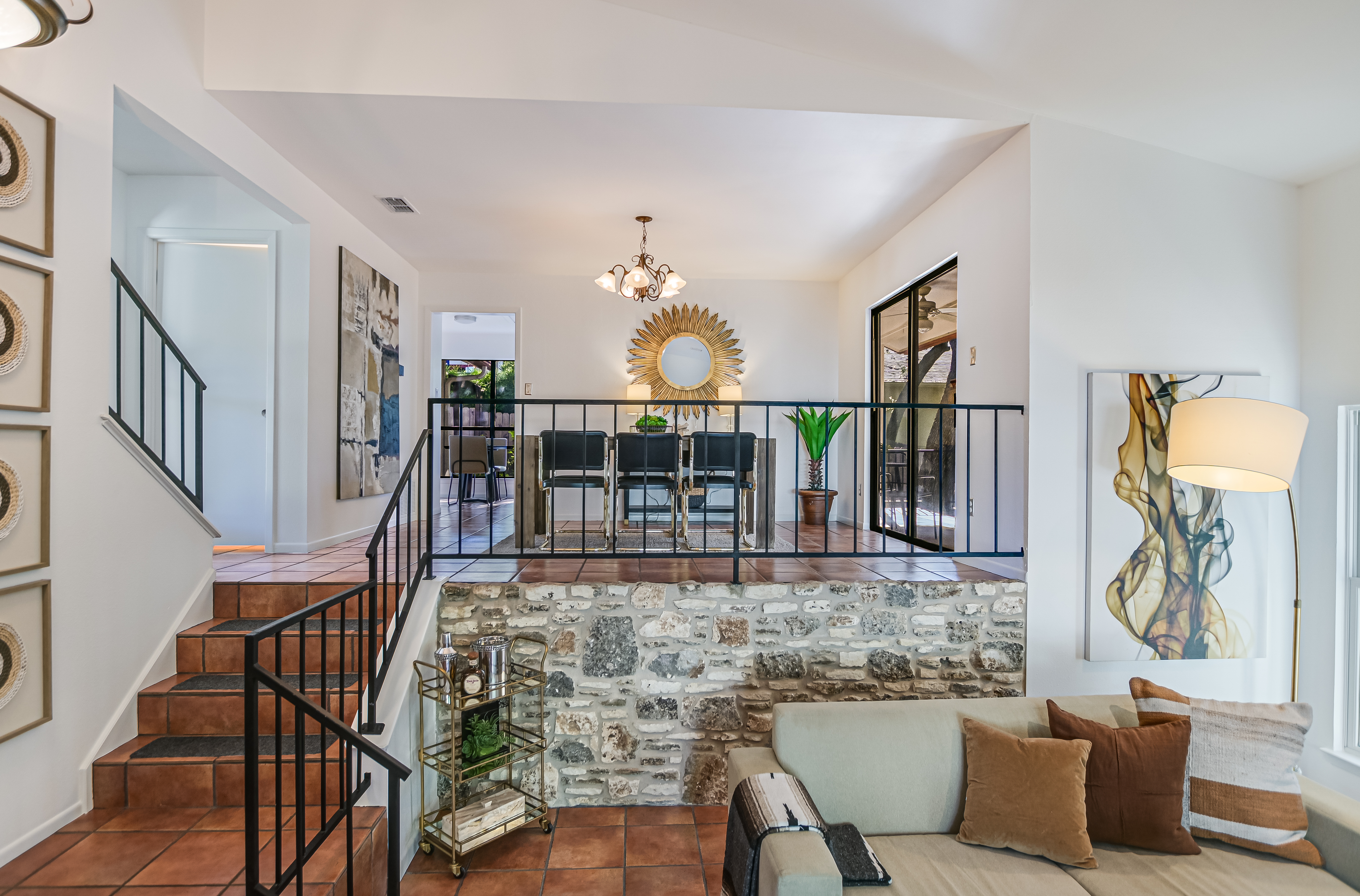  Desirable, Established Oak Forest Neighborhood of NW Austin - 物件實景