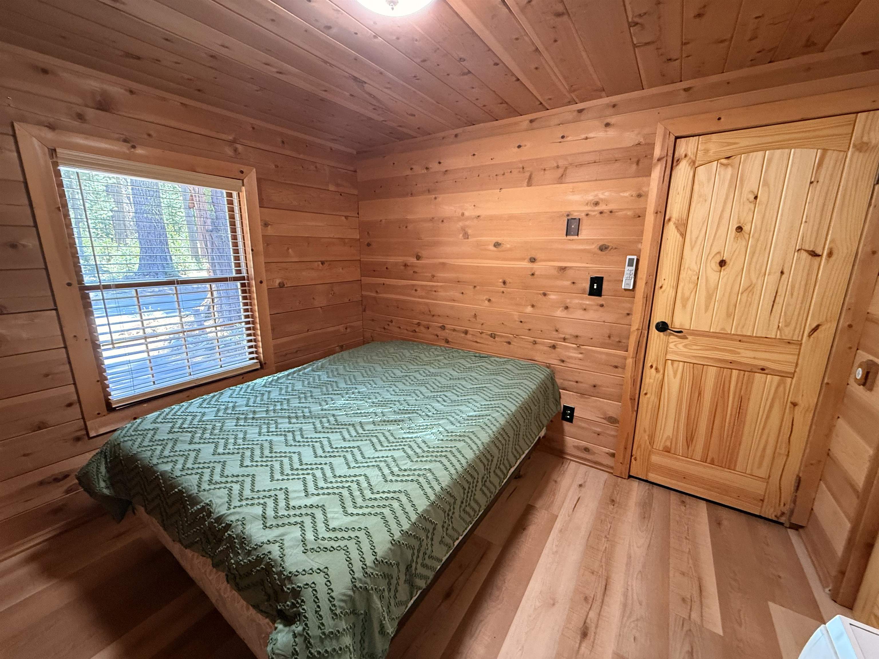 Tahoma, California, 96142, United States, 2 Bedrooms Bedrooms, ,1 BathroomBathrooms,Residential,For Sale,1848171