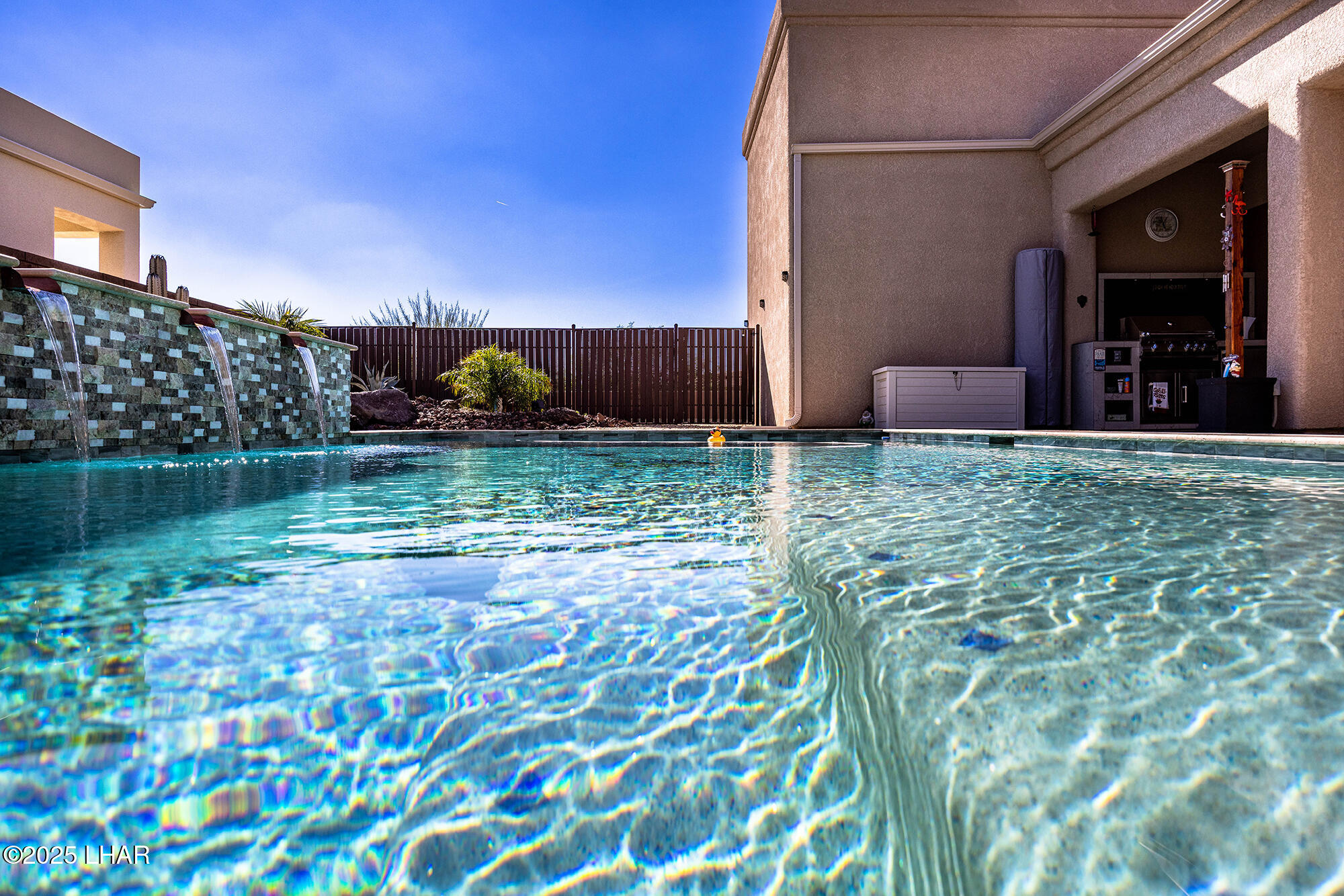 Lake Havasu City, Arizona, 86406, United States, 3 Bedrooms Bedrooms, ,1 BathroomBathrooms,Residential,For Sale,1998325