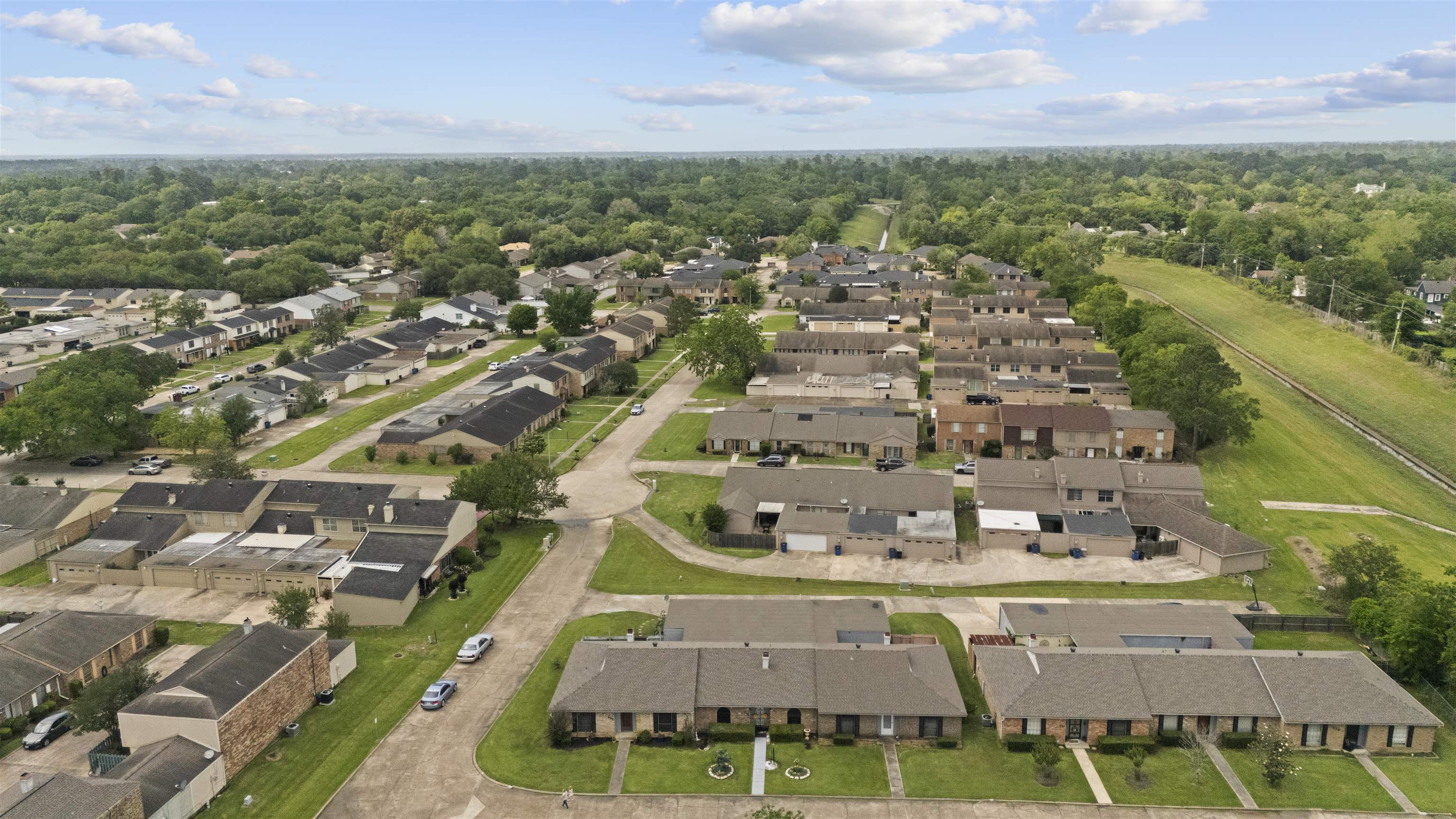 Yorktown Ln, Beaumont, TX 77707 #1