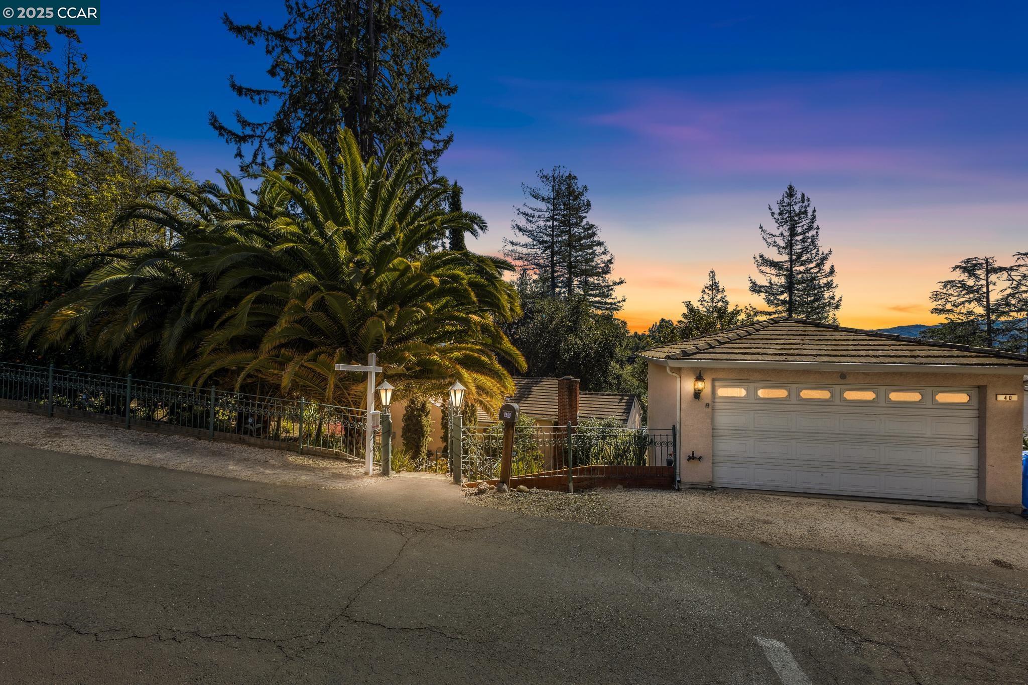 Orinda, California, 94563, United States, 4 Bedrooms Bedrooms, ,3 BathroomsBathrooms,Residential,For Sale,1804966