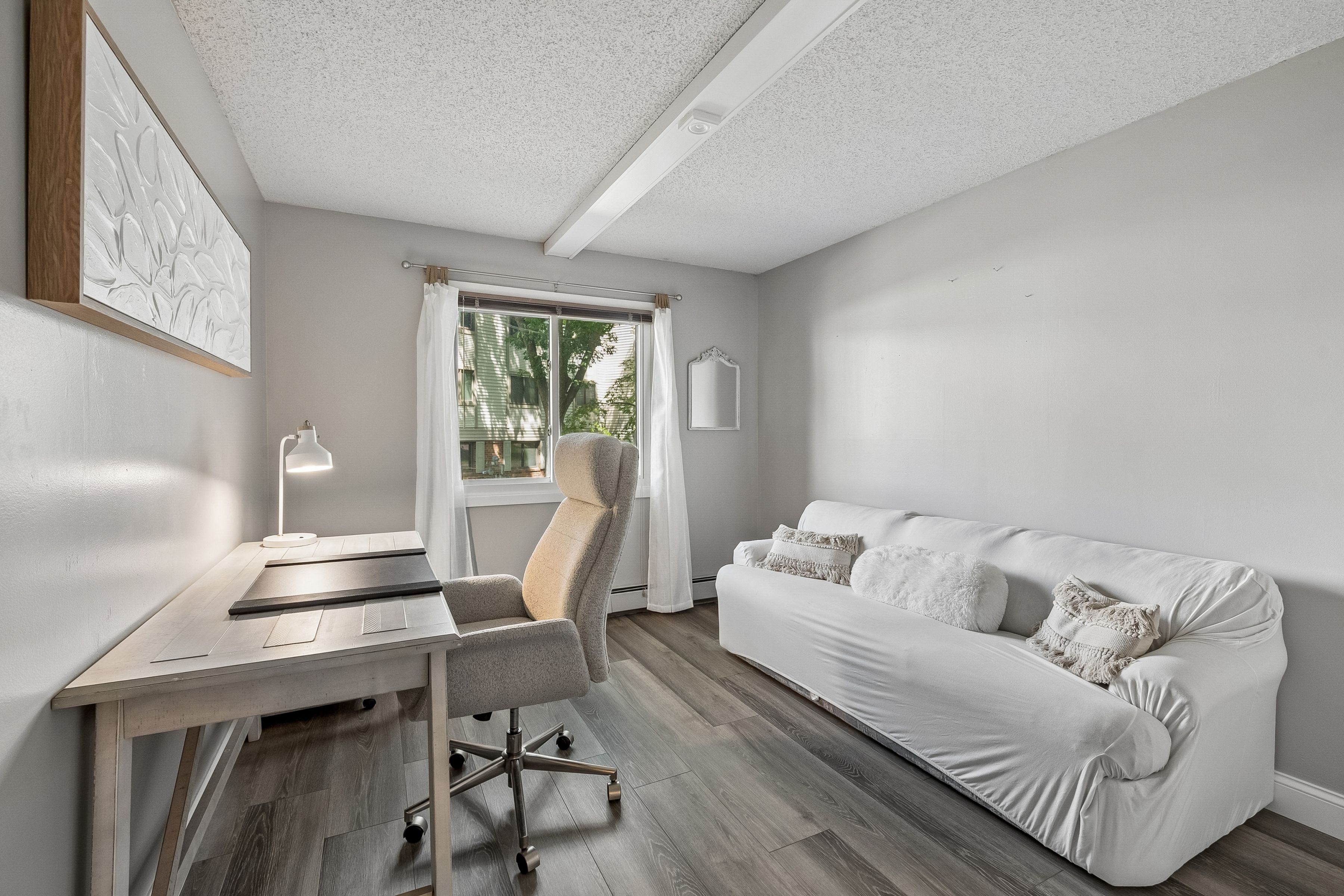  Ground Floor Condo with Peaceful Views and Exceptional Amenities - 物件實景