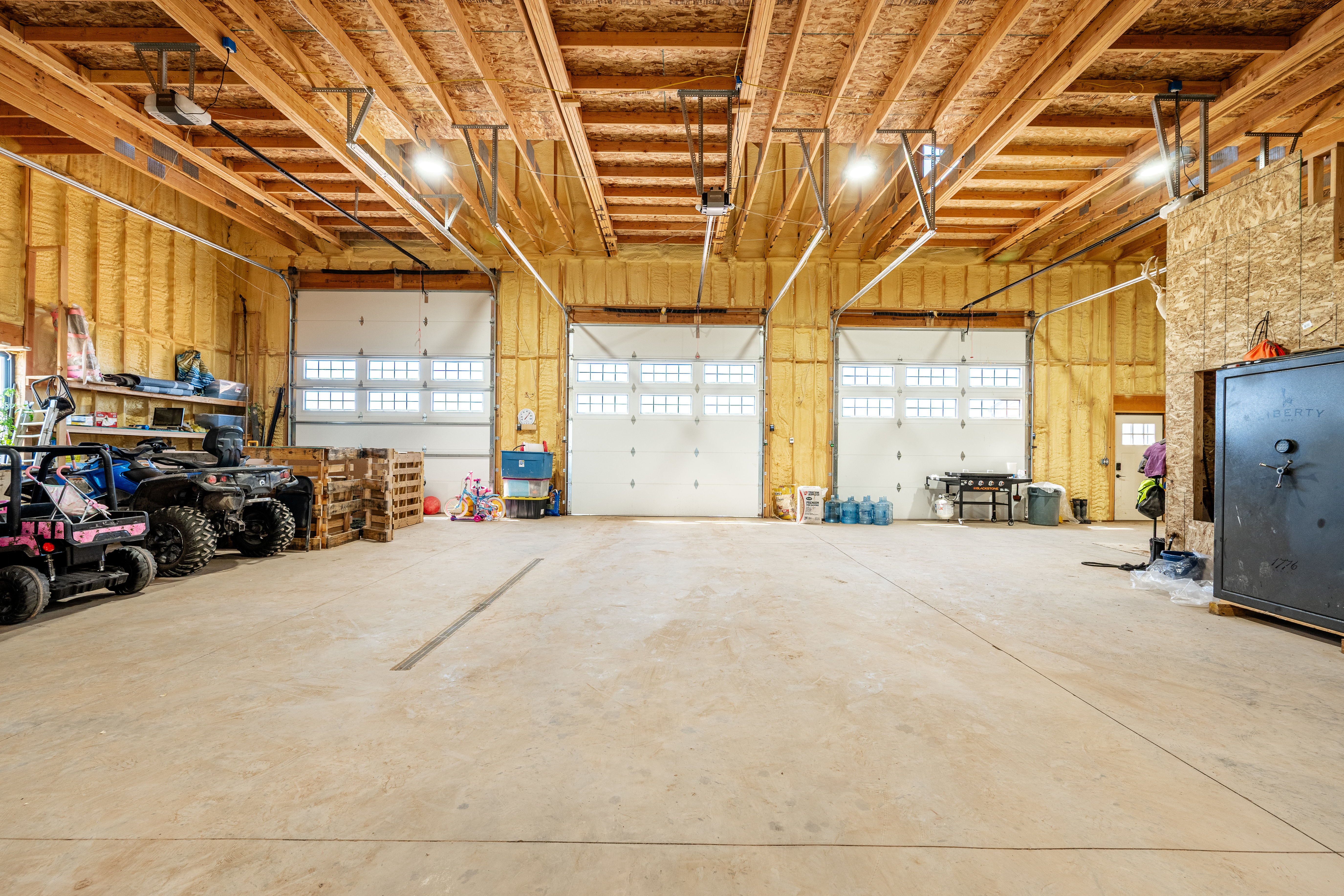Ranchester, Wyoming, 82839, United States, 5 Bedrooms Bedrooms, ,4 BathroomsBathrooms,Residential,For Sale,1801267