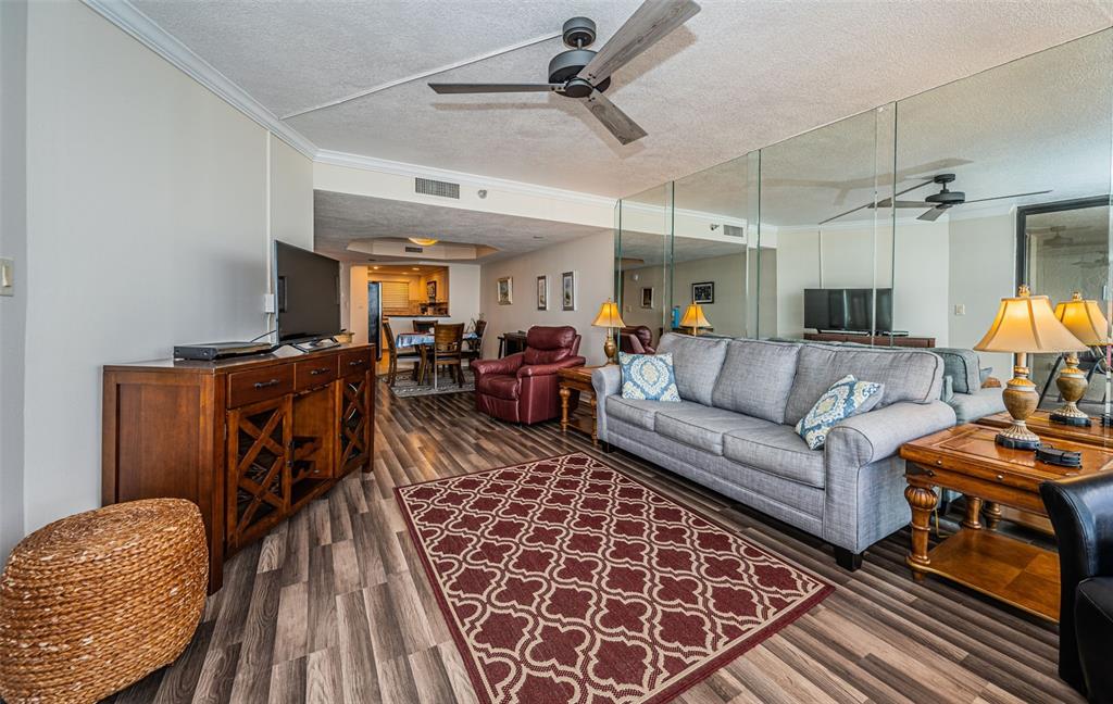 Clearwater Beach, Florida, 33767, United States, 1 Bedroom Bedrooms, ,2 BathroomsBathrooms,Residential,For Sale,1939900