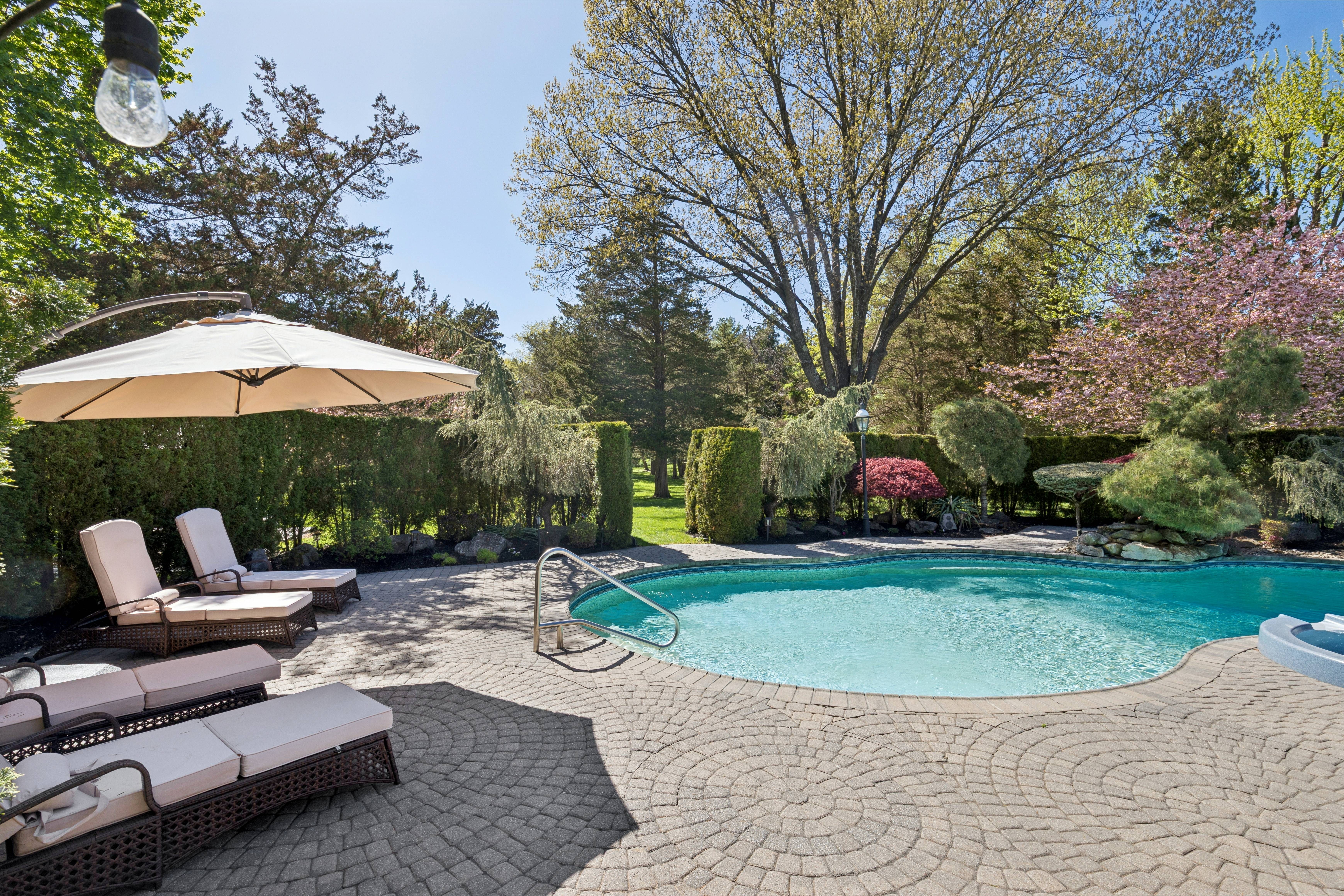  70 Laurel Court, Laurel Hollow, NY 11791 - 物件實景