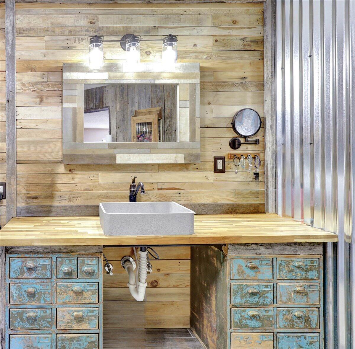 Dayton, Tennessee, 37321, United States, 3 Bedrooms Bedrooms, ,3 BathroomsBathrooms,Residential,For Sale,1967660