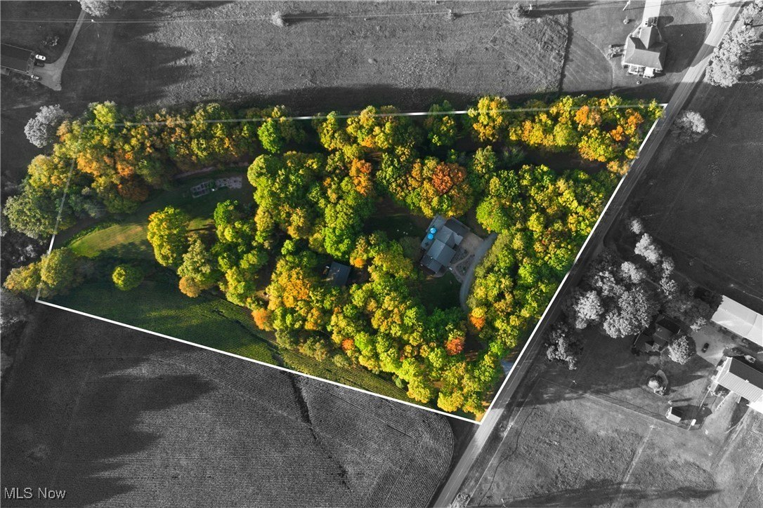 Kinsman, Ohio, 44428, United States, 4 Bedrooms Bedrooms, ,4 BathroomsBathrooms,Residential,For Sale,1983424