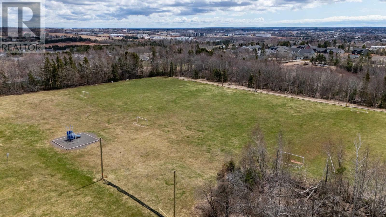 WEST ROYALTY, Prince Edward Island, C1E 2M3, CA, 4 Bedrooms Bedrooms, ,2 BathroomsBathrooms,Residential,For Sale,1874083