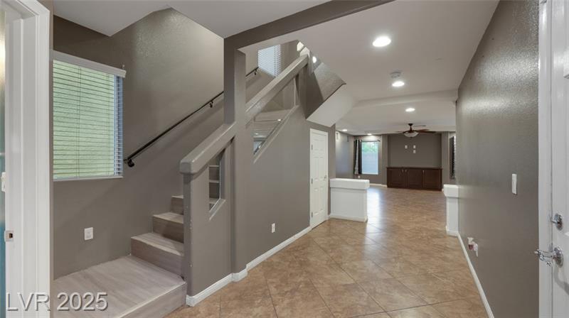 Las Vegas, Nevada, 89139, United States, 5 Bedrooms Bedrooms, ,4 BathroomsBathrooms,Residential,For Sale,1980975