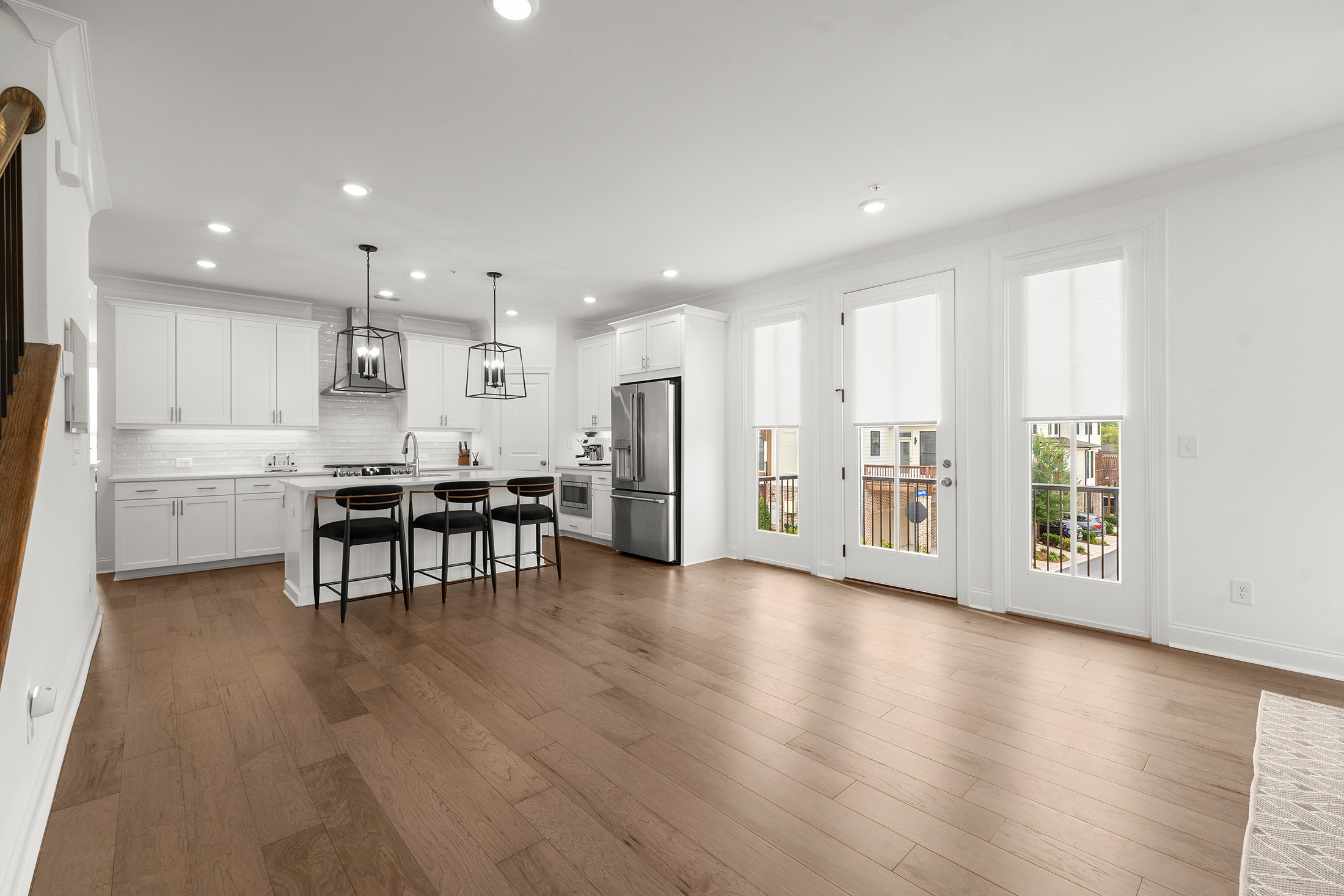  Welcome to One of the Most Desirable Locations and Homes in Upscale Ecco Park - 物件實景