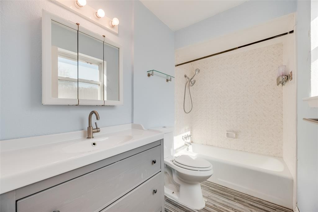 Plano, Texas, 75074, United States, 6 Bedrooms Bedrooms, ,4 BathroomsBathrooms,Residential,For Sale,1994194