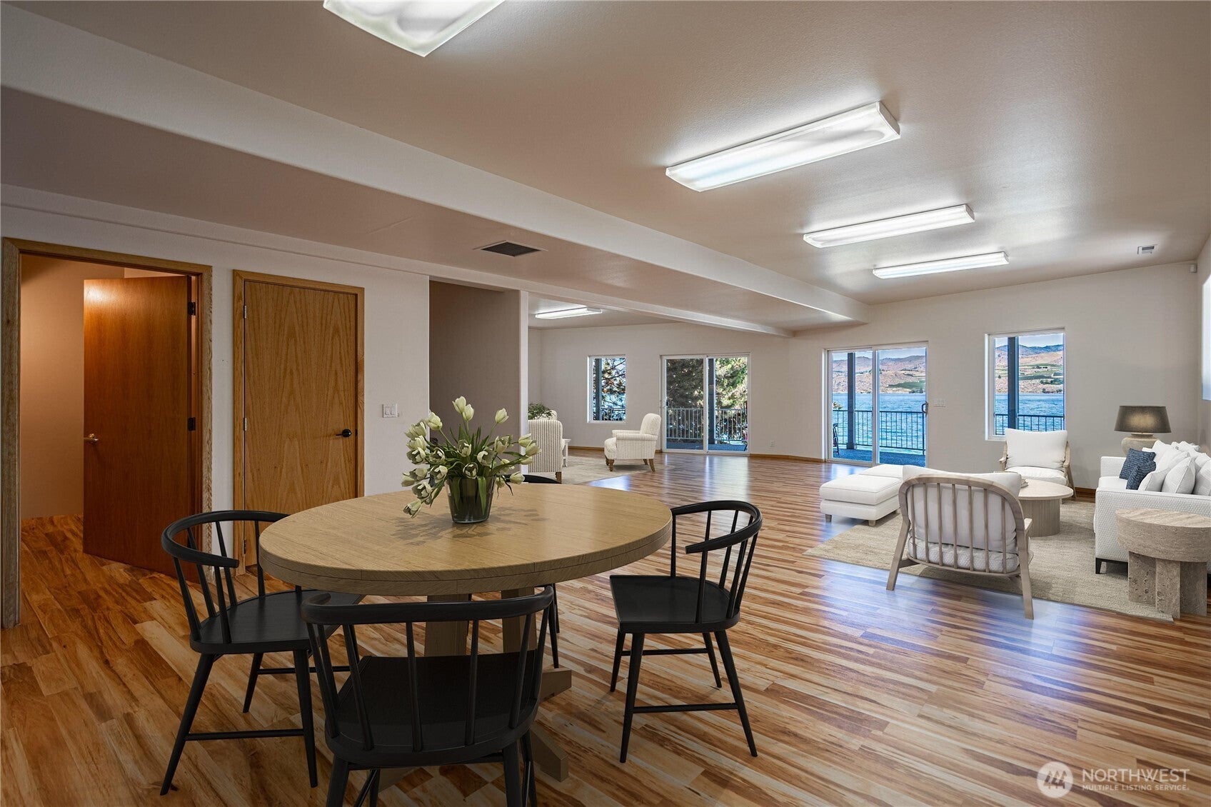 Chelan, Washington, 98816, United States, 3 Bedrooms Bedrooms, ,3 BathroomsBathrooms,Residential,For Sale,1827757